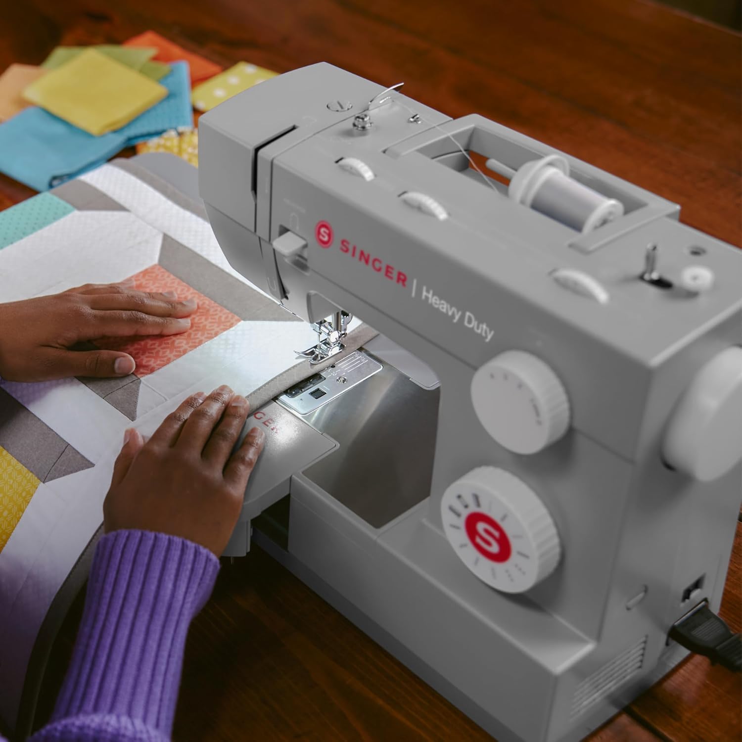 SINGER 4411 Heavy Duty Sewing Machine - 11 Built-In Stitches, 9 Presser Feet, Twin Needles & Accessory Kit - Perfect for Quilting, Dressmaking & Home Decor Projects
