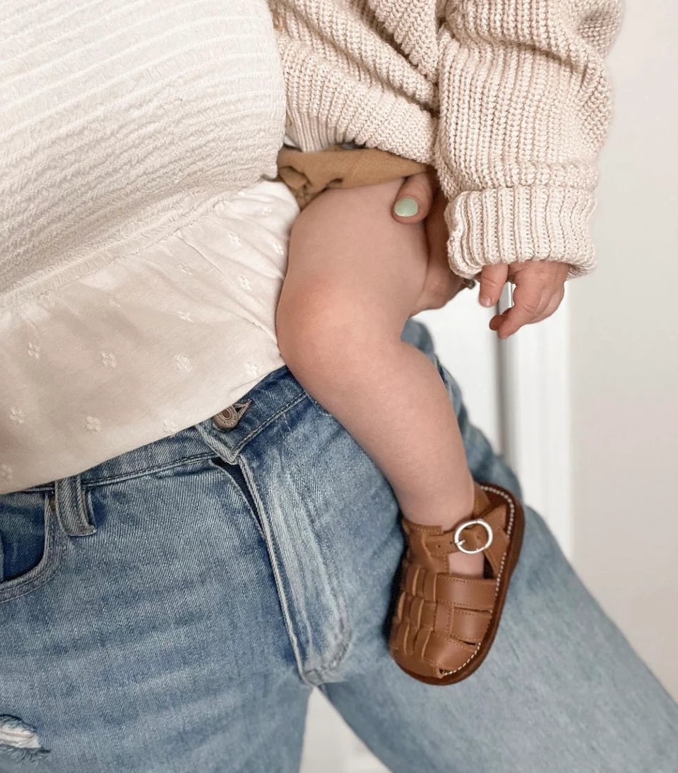 Aventura Kids Leather Sandals - Comfortable & Durable Leather Footwear for Boys & Girls - Perfect for Summer, Beach, and Outdoor Adventures