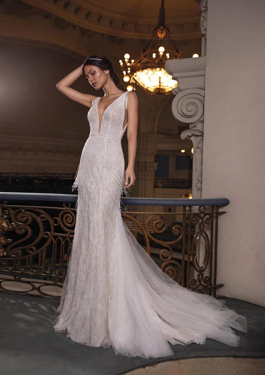 Atelier Pronovias Banky Wedding Dress - Size 10 | Elegant Bridal Gown for Church Ceremony & Reception
