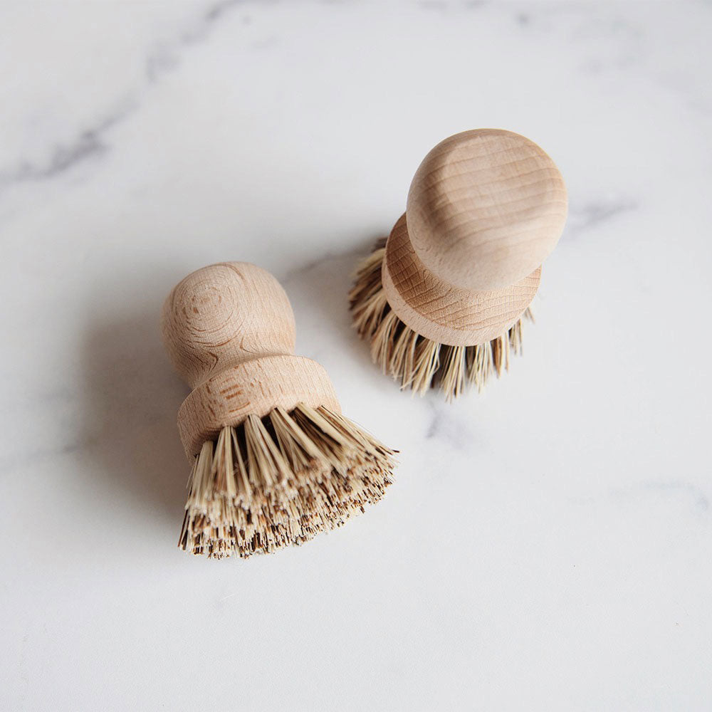 Eco-Friendly Wooden Dish Brush - Natural Bamboo Handle & Bristles for Effective Cleaning | Perfect for Kitchen, Camping & Sustainable Living