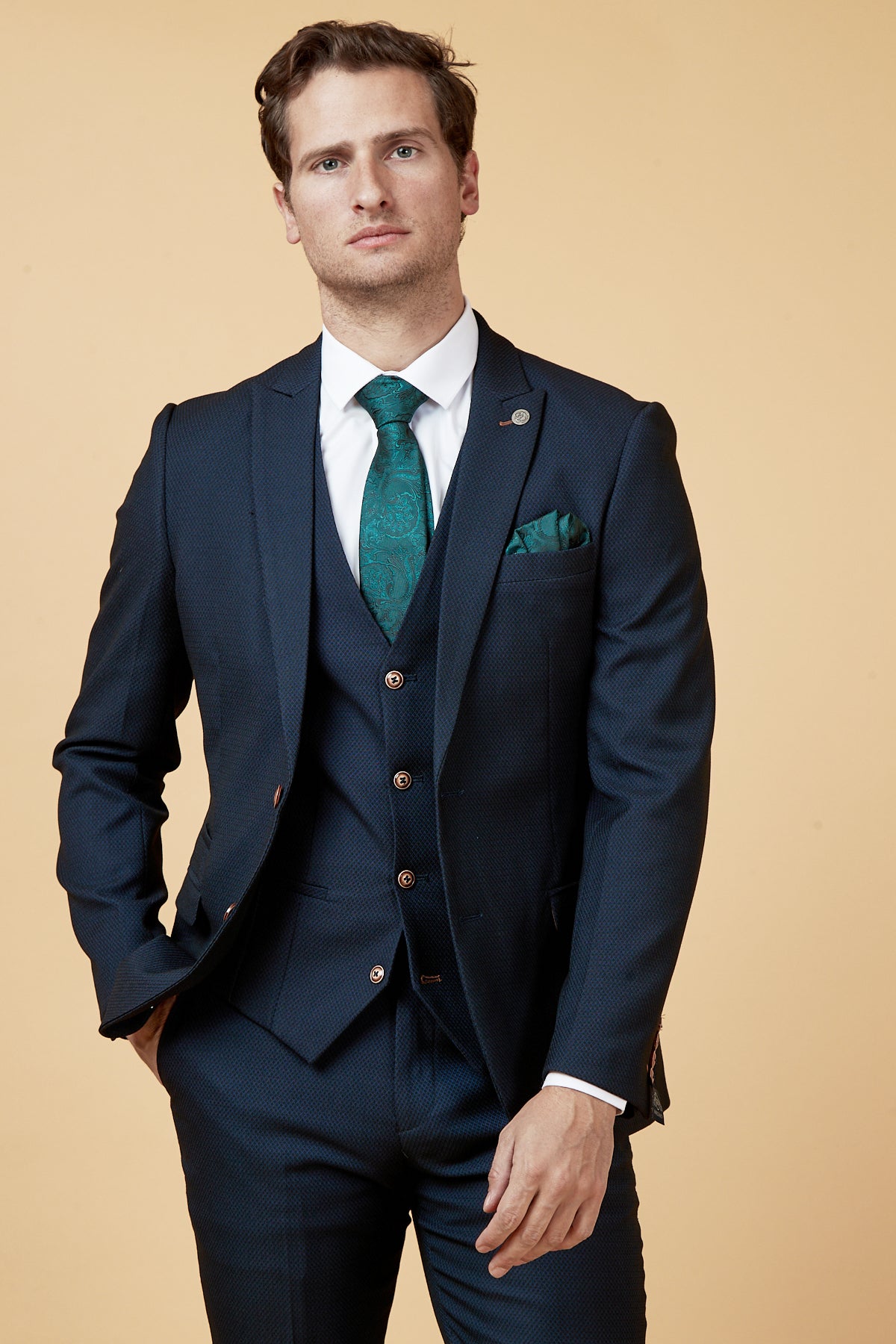 Dwight McNeil Everton FC Navy Suit - Official Football Jersey for Men - Perfect for Matchdays, Fan Events & Gifting