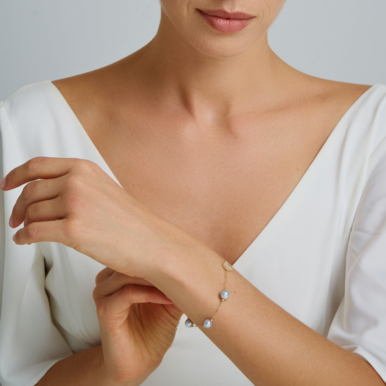 18K Solid Gold Silver Blue Akoya Pearl Bracelet for Women | Elegant Jewelry Gift for Wedding, Anniversary & Special Occasions | KB00051