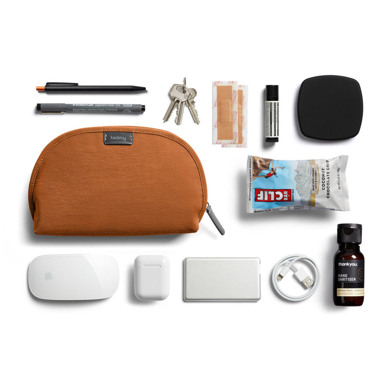 Bellroy Classic Pouch - Premium Leather Zip Pouch for Wallet, Keys & Essentials | Perfect for Travel, Work & Everyday Carry