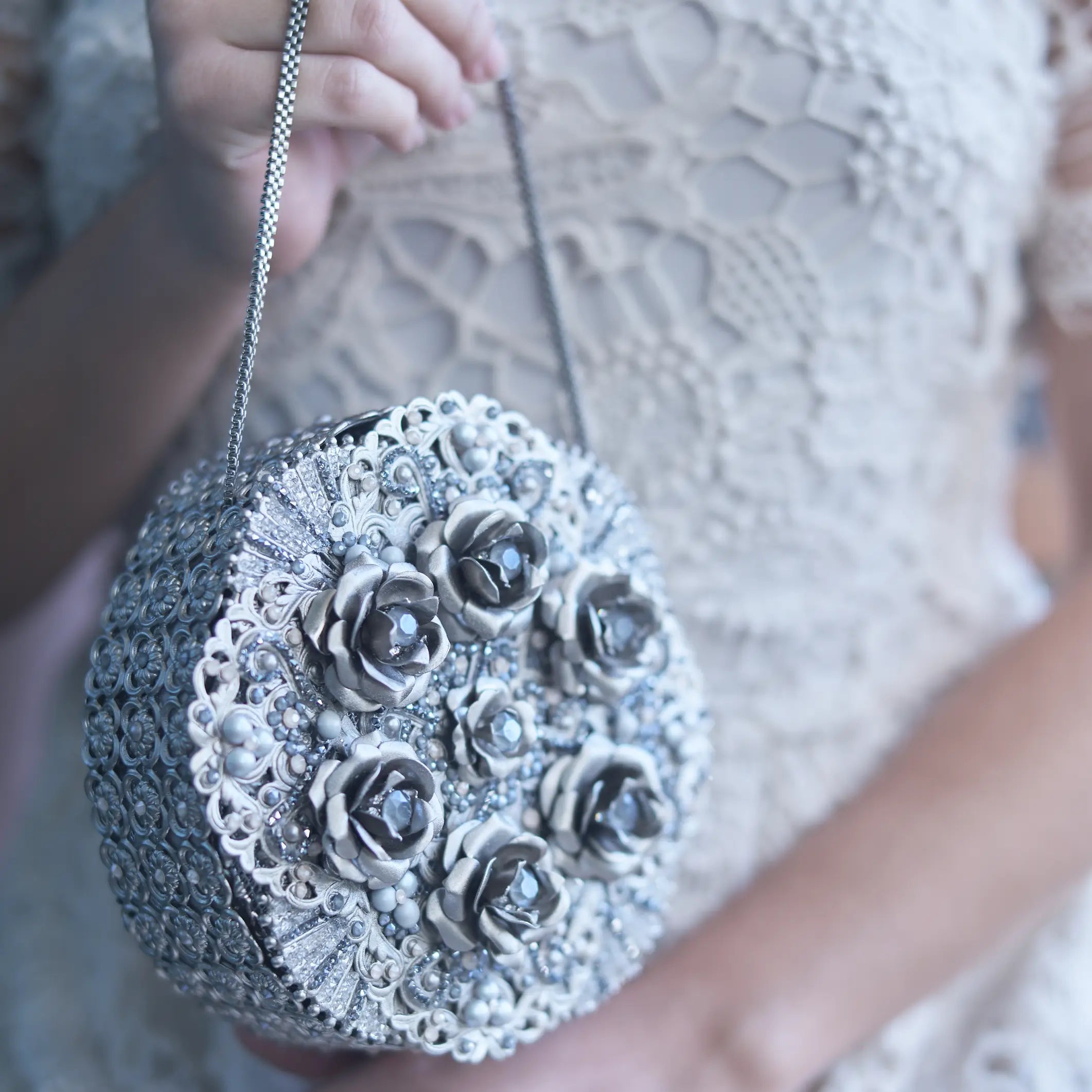 Stylish Jewelry Purse for Women - Elegant Clutch Handbag with Zipper Closure - Perfect for Parties, Weddings & Evening Events