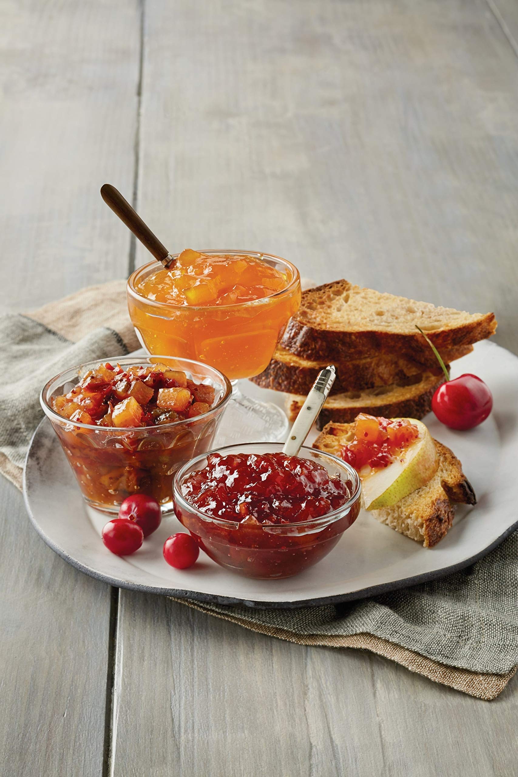 Harry & David Sweet Pepper & Onion Relish (10 oz) - Gourmet Sandwich Topping, Burger Condiment & Charcuterie Board Spread - Perfect for BBQs, Picnics & Holiday Gatherings