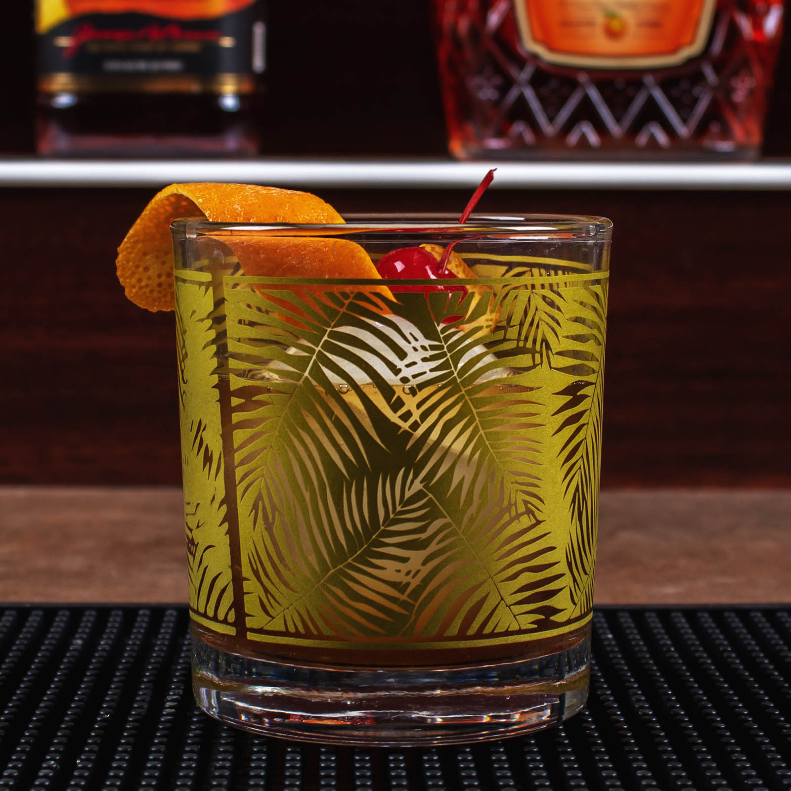 BarConic® Vintage Gold Leaf Old Fashioned Glass - 10oz Whiskey Glass Set of 4 - Elegant Cocktail Glasses for Bourbon, Scotch & Whiskey - Perfect for Home Bars, Gifts & Entertaining