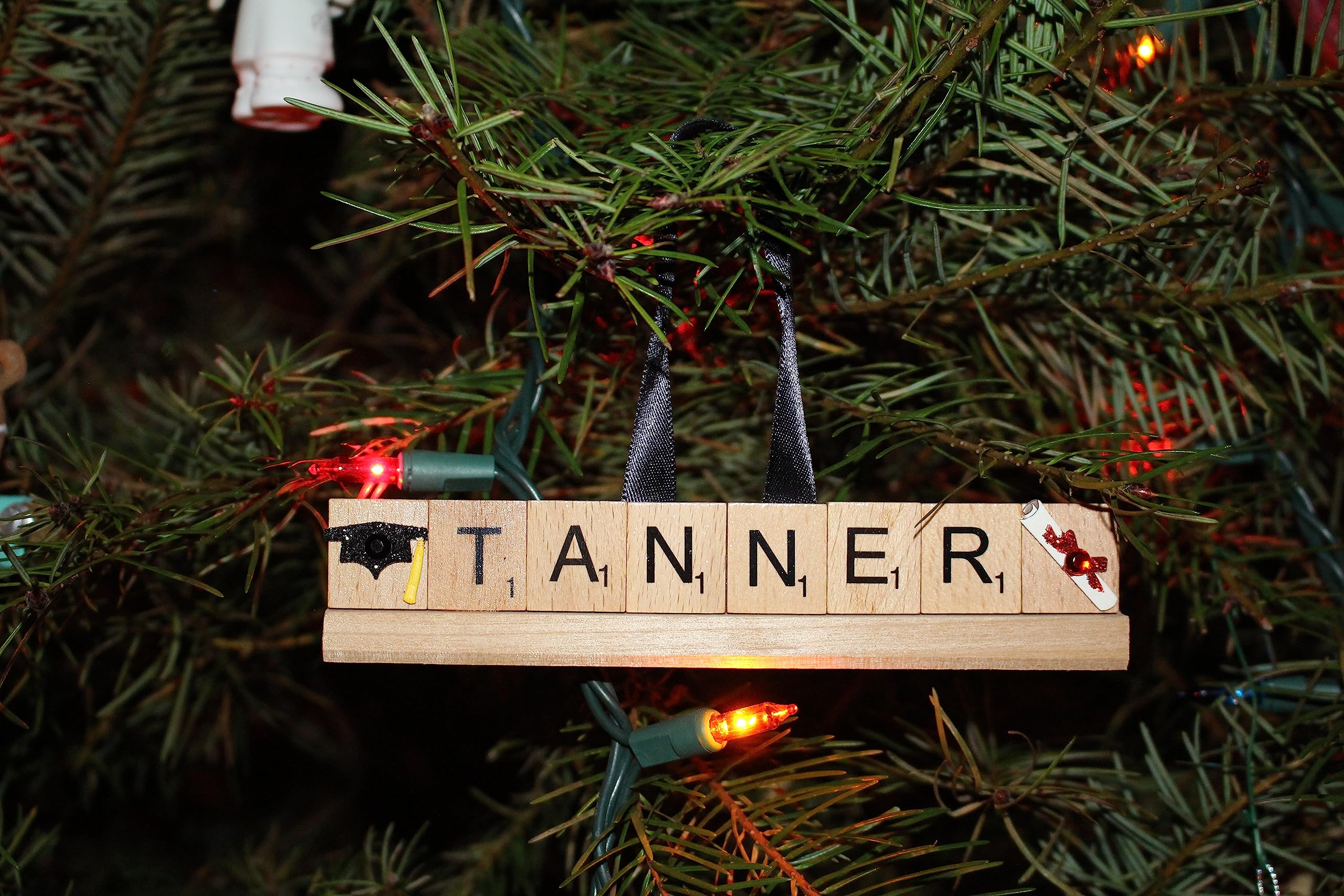 Personalized Graduation Ornament - Custom Engraved Keepsake for High School & College Graduates - Unique Senior Gift for Class of 2024 - Perfect for Tree Decorations, Graduation Parties & Memory Boxes