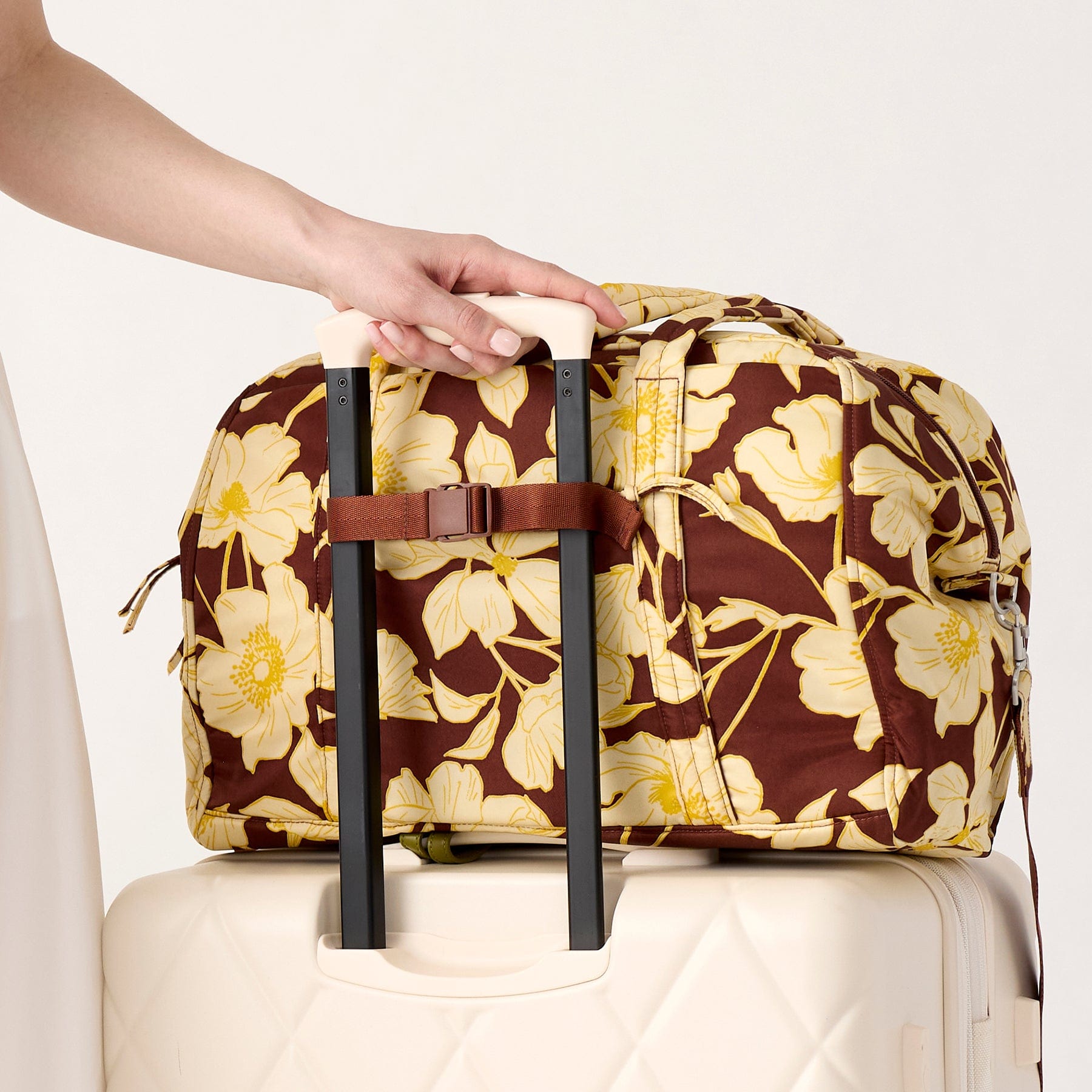 Miramar Weekender Travel Bag - Durable Carry-On Luggage for Women & Men, Lightweight Spinner Suitcase with 360° Wheels - Perfect for Weekend Trips, Business Travel & Airplane Carry-On