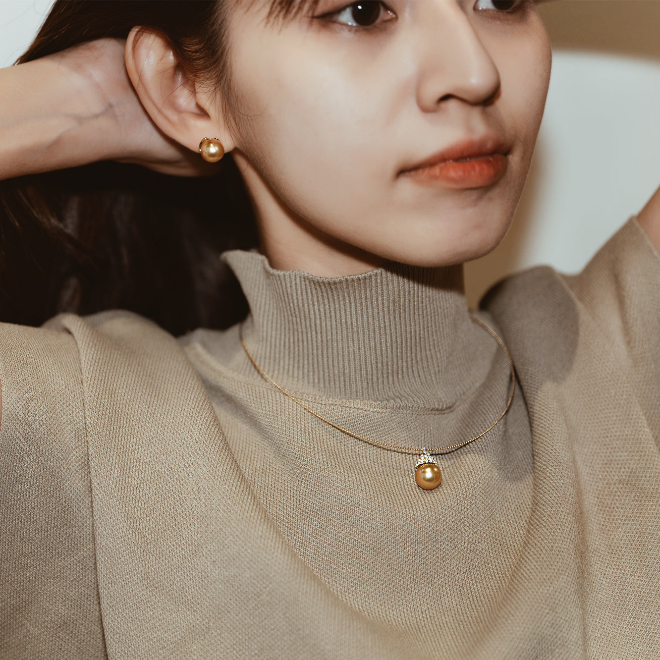 18K Solid Gold South Sea Golden Pearl Necklace - Luxury Women's Jewelry Gift for Wedding, Anniversary & Special Occasions | Elegant Pearl Pendant for Formal Events & Evening Wear