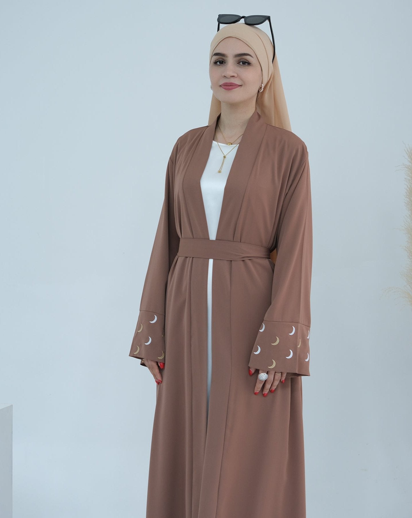 Elegant Muna Open Abaya Kimono in Brown - Perfect for Modest Fashion, Prayer Dresses & Boho Chic Outfits