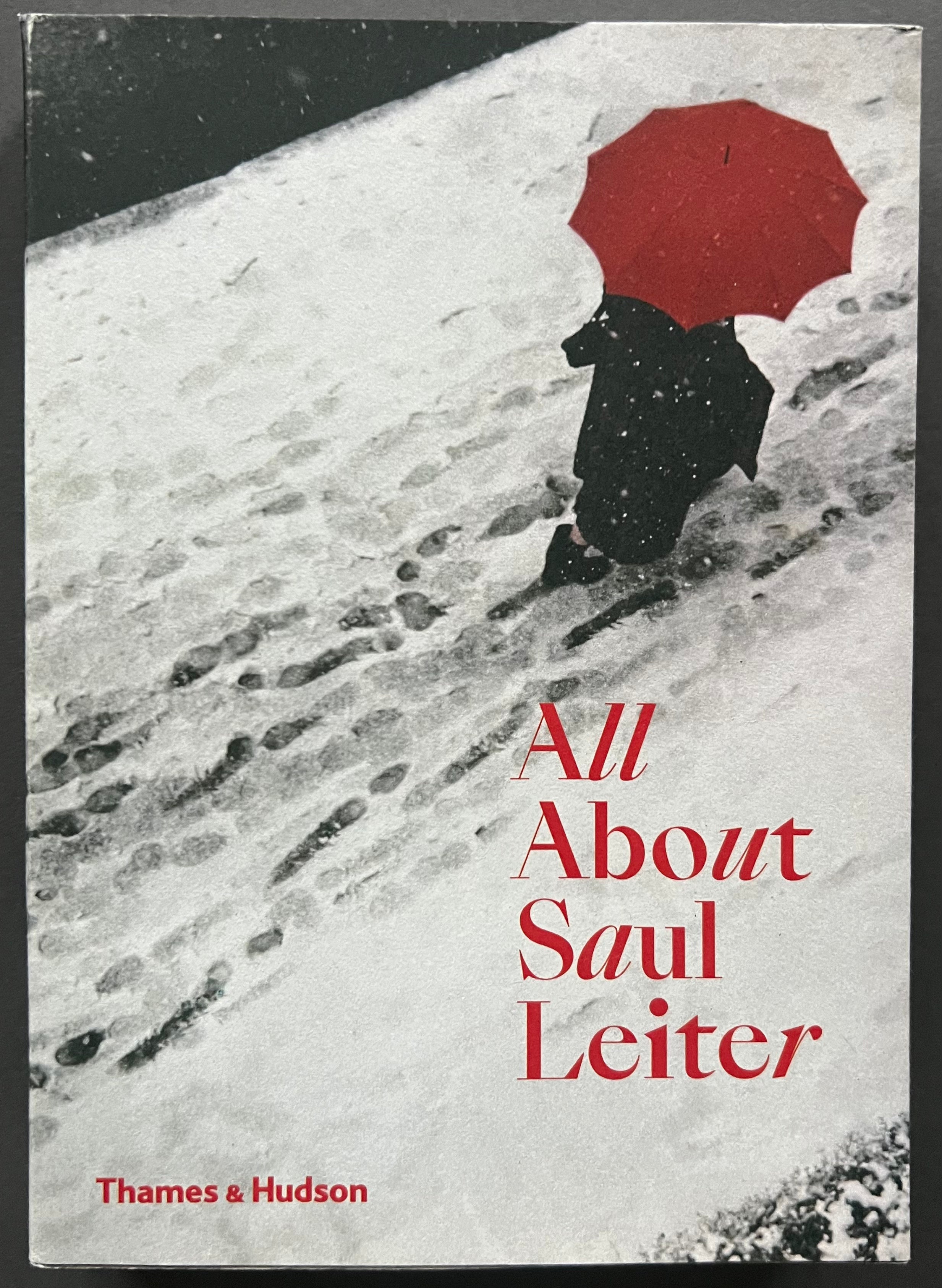 Saul Leiter Photography Book - Retrospective Collection of Iconic Street & Fashion Photography | Perfect for Art Lovers, Photographers & Coffee Table Decor