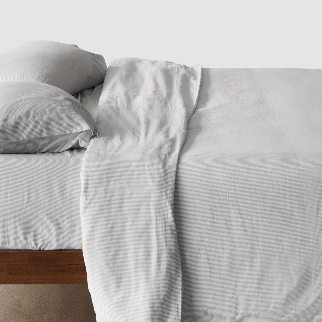 Organic Cotton Bedding Set - Soft & Breathable Resort Style Sheet, Duvet Cover & Pillowcase - Perfect for Luxury Hotels, Vacation Homes & Cozy Bedrooms