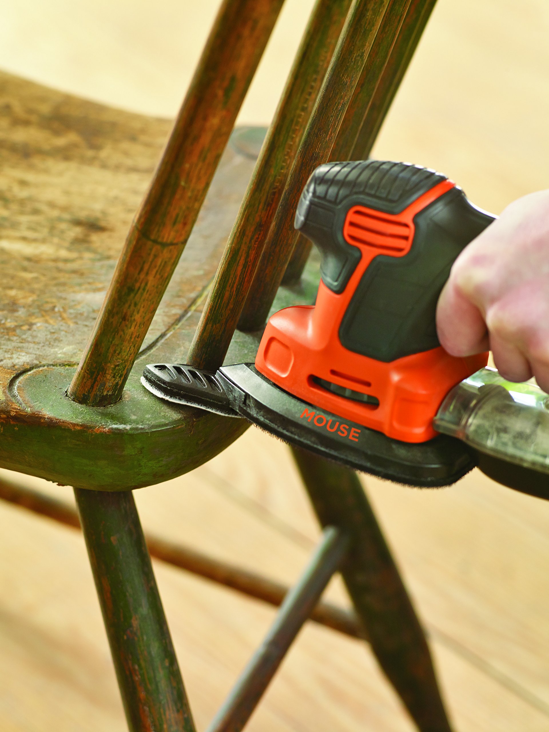 Black + Decker KA2500K-GB Compact Mouse Sander - Lightweight Electric Hand Sander for Woodworking, DIY Projects & Home Renovation - Perfect for Sanding Furniture, Floors & Small Surfaces