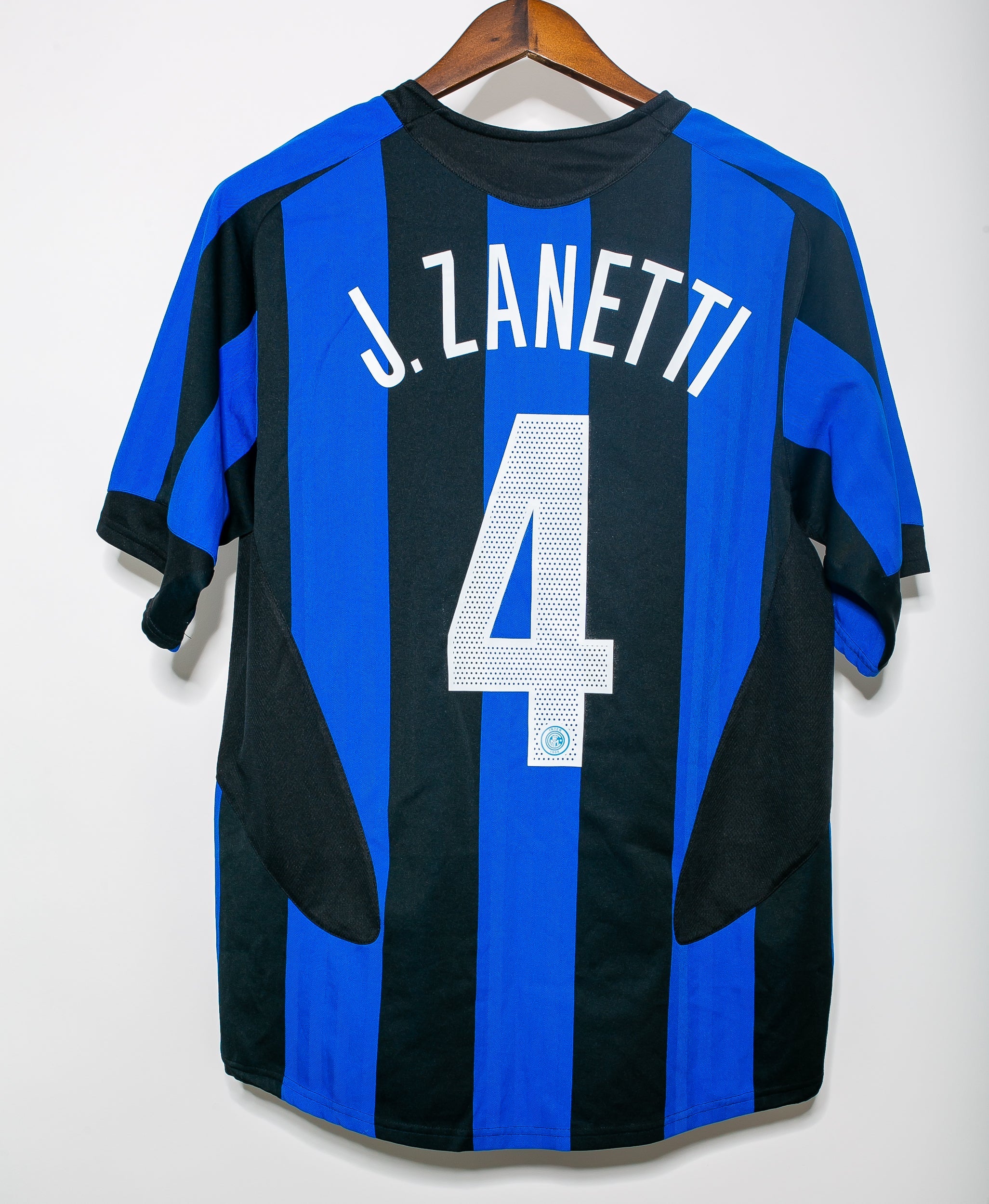 2004-05 Inter Milan Zanetti Home Jersey (Size M) - Authentic Football Shirt for Fans & Collectors - Perfect for Matchdays & Memorabilia Display