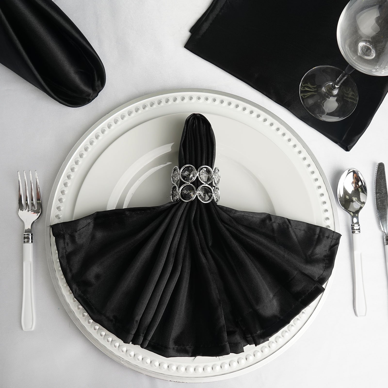 30-Pack 20-Inch Black Satin Dinner Napkins for Wedding, Reception, Catering & Home Decor - Elegant Table Setting for Parties, Restaurants & Special Events