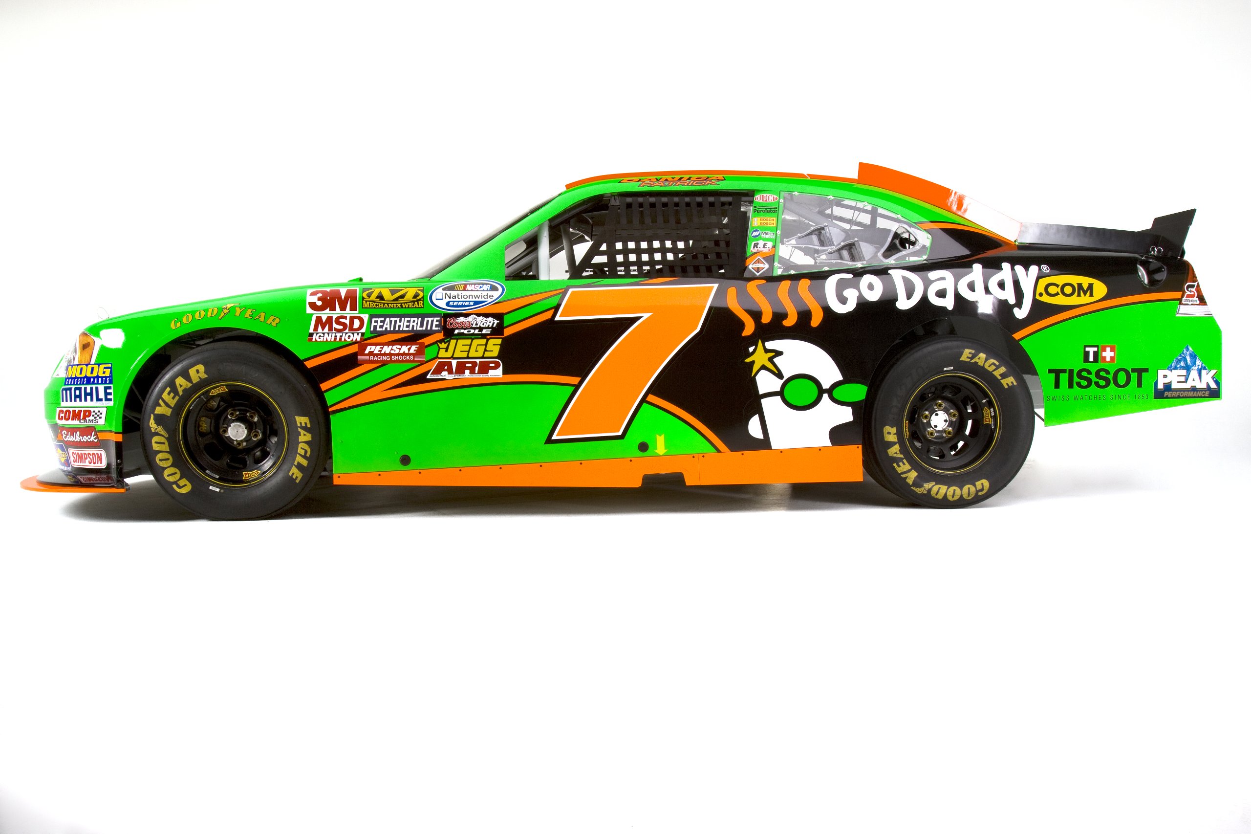 NASCAR The Game 2011 for Xbox 360 - Authentic Racing Simulation | Perfect for Racing Enthusiasts & Game Night Fun