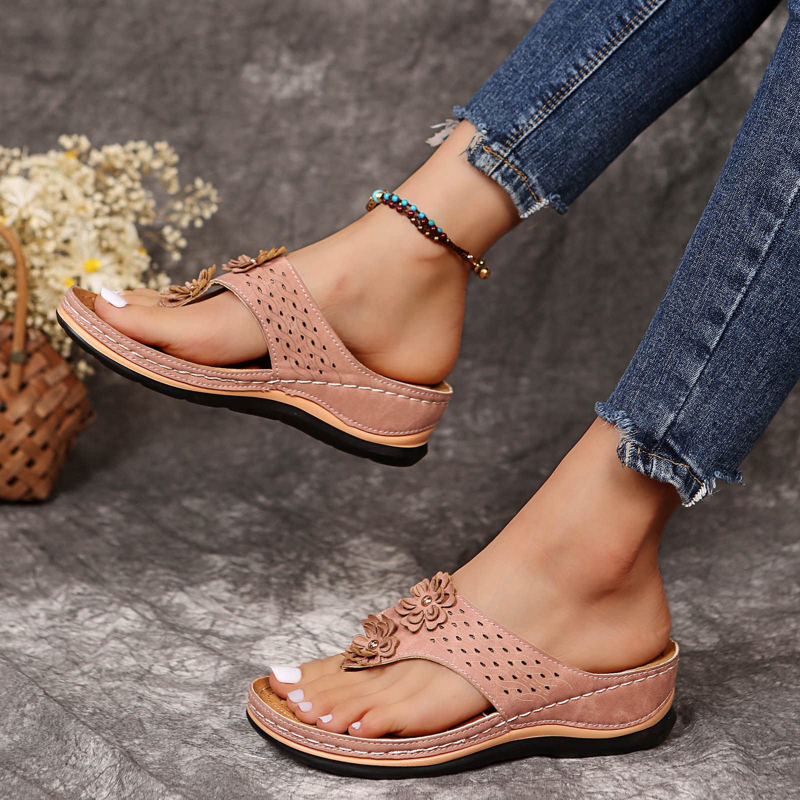 TUQIDEWU Women's Comfortable Orthopedic Sandals 2024 - Summer Walking Flip Flops with Wedge Heel for Plantar Fasciitis Relief | Perfect for Beach, Vacation & Casual Outings