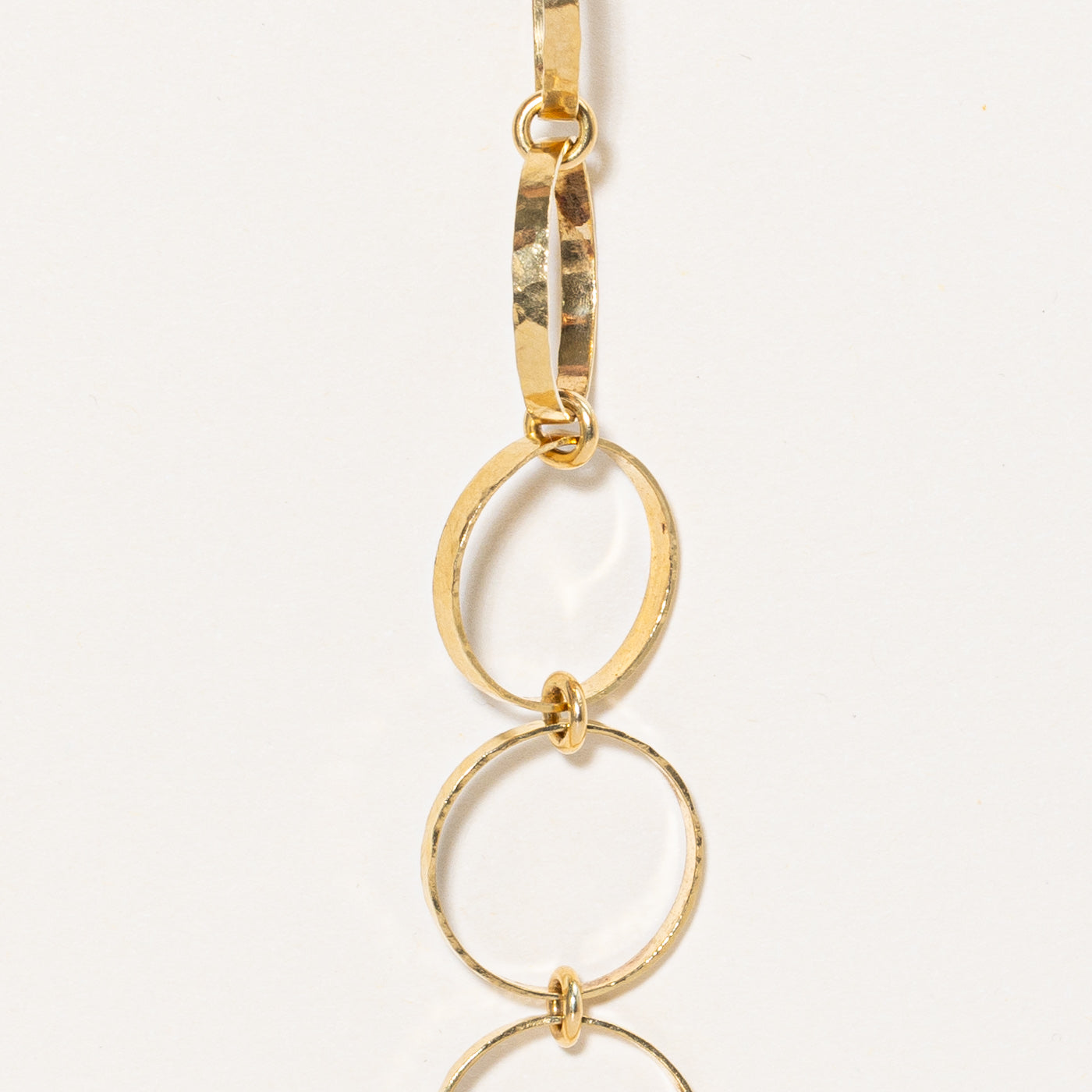 18K Yellow Gold Circle Link Necklace for Women - Elegant & Dainty Chain Jewelry Gift for Her | Perfect for Everyday Wear, Date Nights & Special Occasions