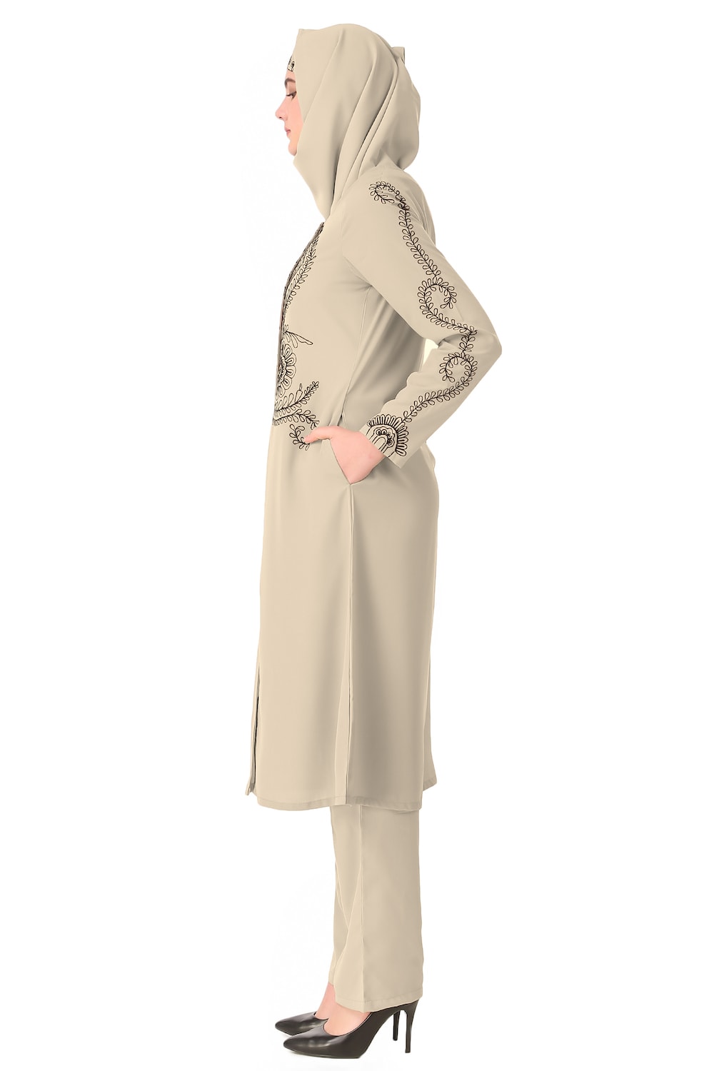 Elegant Mahnoor Salwar Kameez Pakistani Traditional Dress for Women - Perfect for Weddings, Parties & Festive Occasions