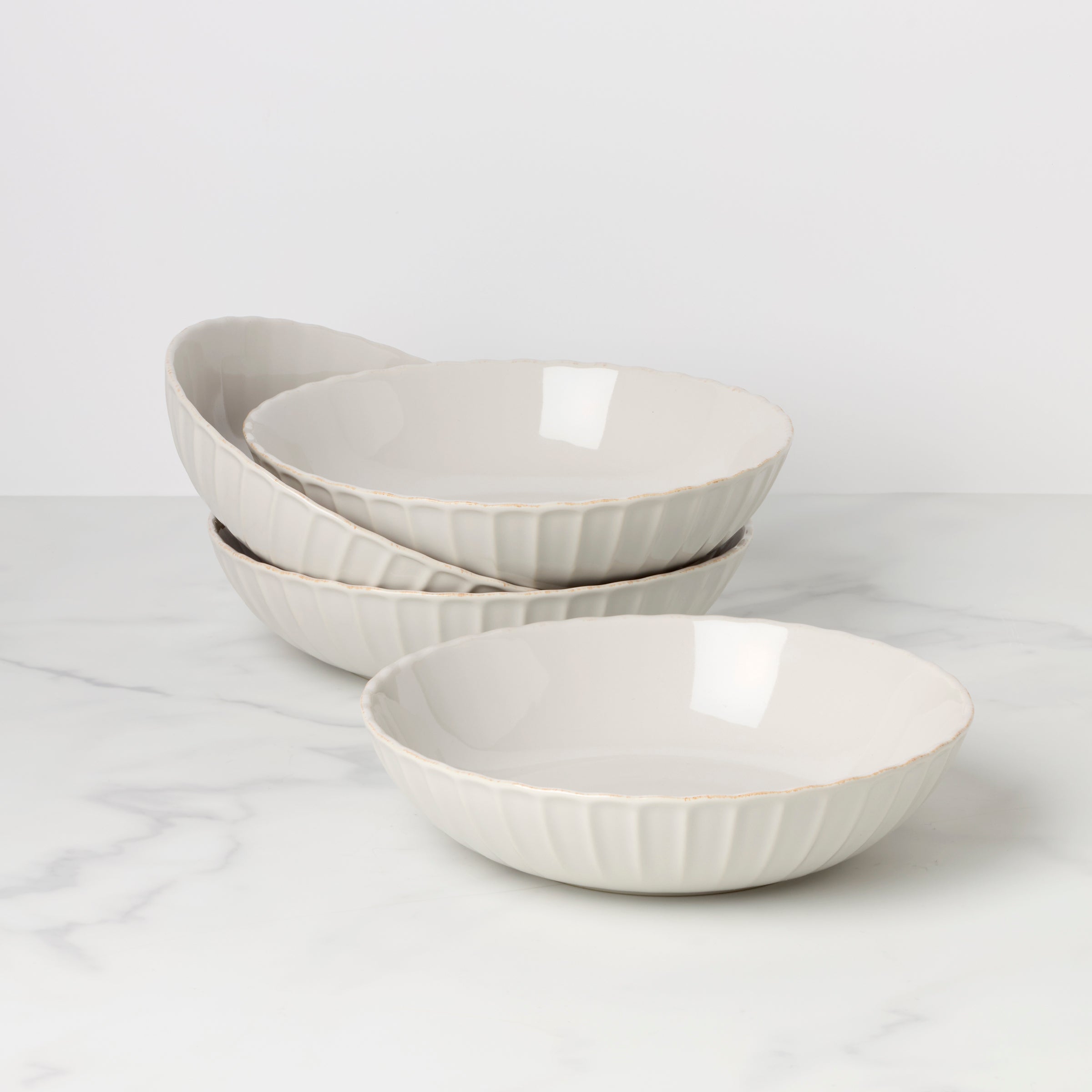 Elegant French Perle Scallop Pasta Bowls Set of 4 - Premium Porcelain Dinnerware for Pasta, Salad & Dessert - Perfect for Dinner Parties, Restaurants & Home Dining