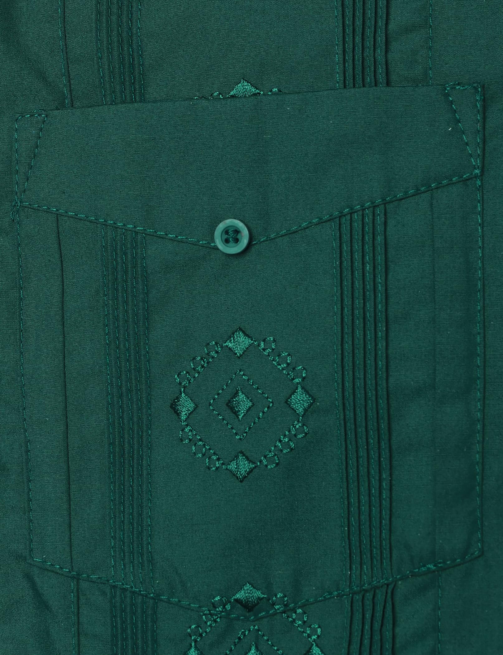 VATPAVE Men's Embroidered Cuban Guayabera Shirts | Short Sleeve Casual Button Down Shirt | Breathable Linen Blend | Perfect for Beach Vacations, Summer Parties & Tropical Weddings