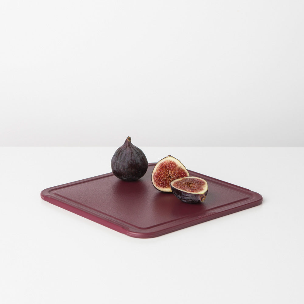 Premium Burgundy Wood Cutting Board - Non-Slip, Juice Groove & Easy Grip Handle - Perfect for Kitchen Prep, Meat Cutting & Serving Charcuterie