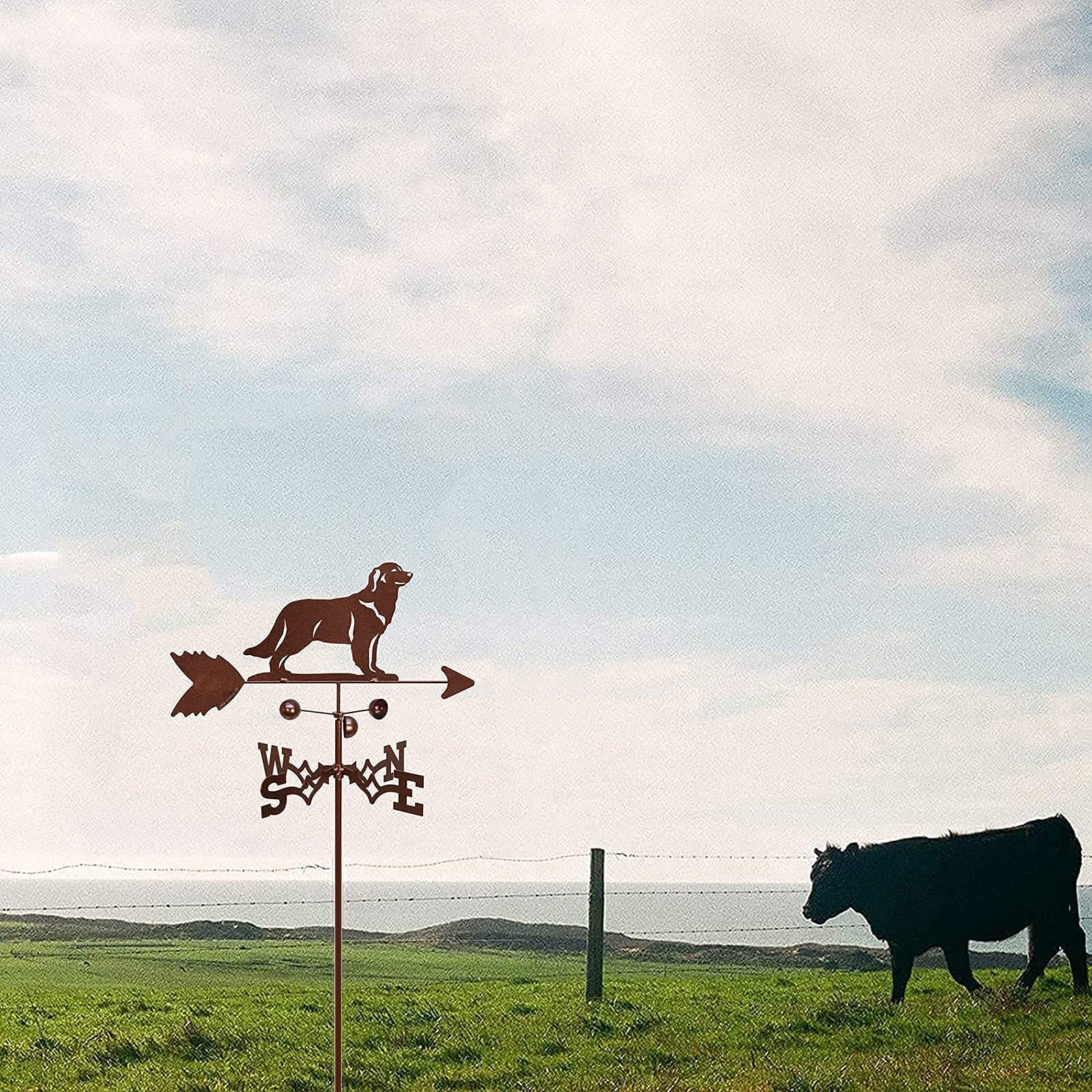 Golden Retriever Weather Vane - Durable Farmhouse Wind Direction Indicator with Animal Ornament, Rustic Courtyard & Garden Stake Decoration for Outdoor Farm, Yard, and Patio Use