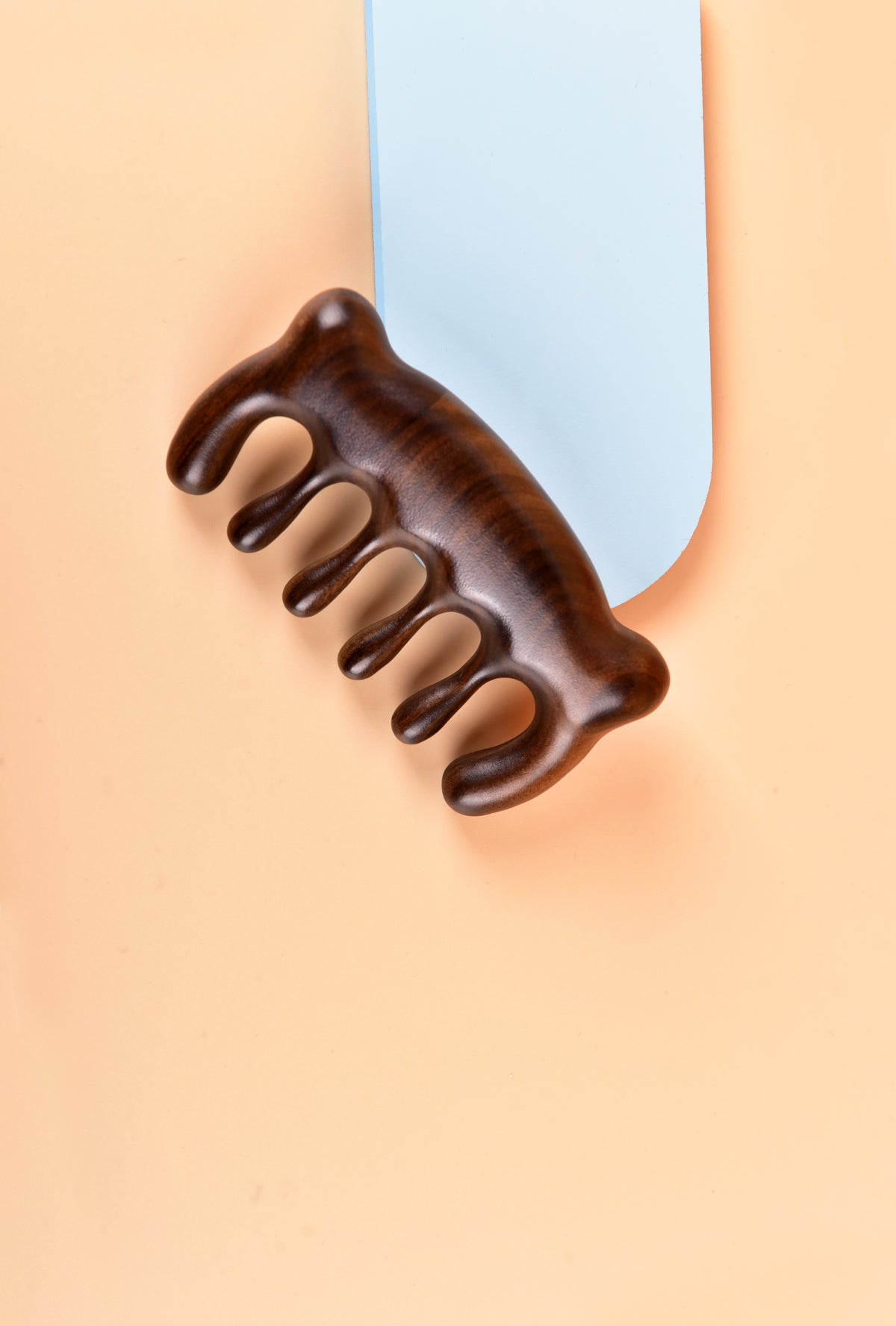 Bear Scraping Massager Tool for Muscle Pain Relief - Gua Sha Therapy for Back, Neck & Shoulder - Perfect for Post-Workout Recovery & Relaxation at Home or Gym