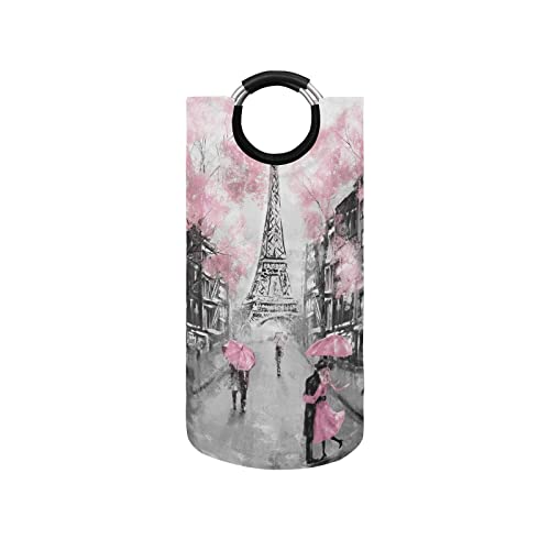Eiffel Tower Couple