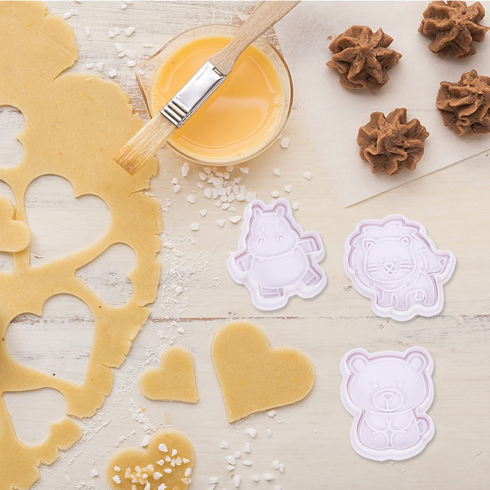 8-Piece Animal Cookie Cutter Set - Plastic Baking Molds for Cookies, Biscuits & Pastries | Fun Animal-Shaped Cookie Cutters for Kids Baking, DIY Desserts & Holiday Treats