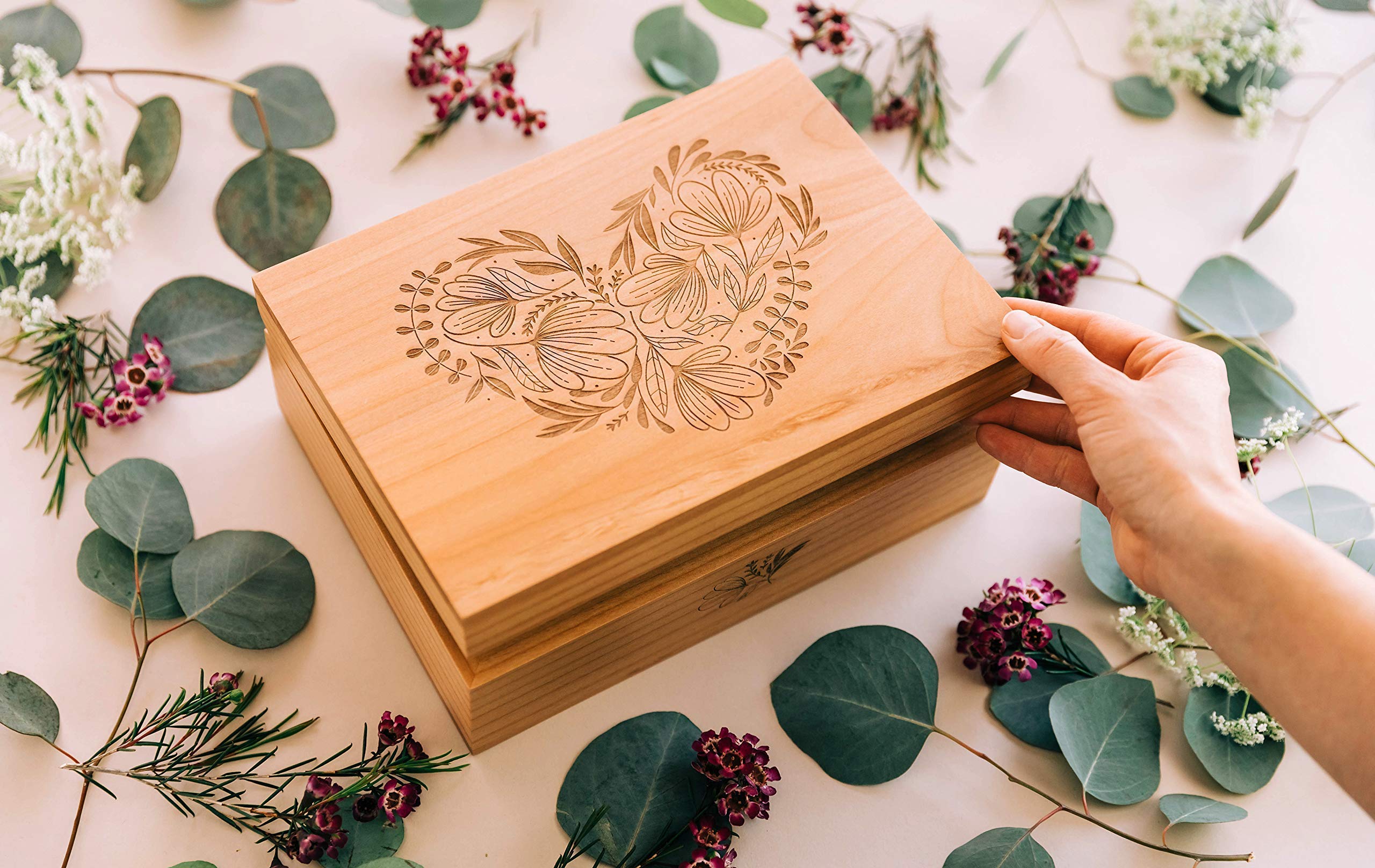Personalized Wooden Heart Keepsake Box - Custom Engraved Gift for Anniversary, Wedding, Baby & Memory Storage | Perfect for Jewelry, Love Letters & Special Mementos