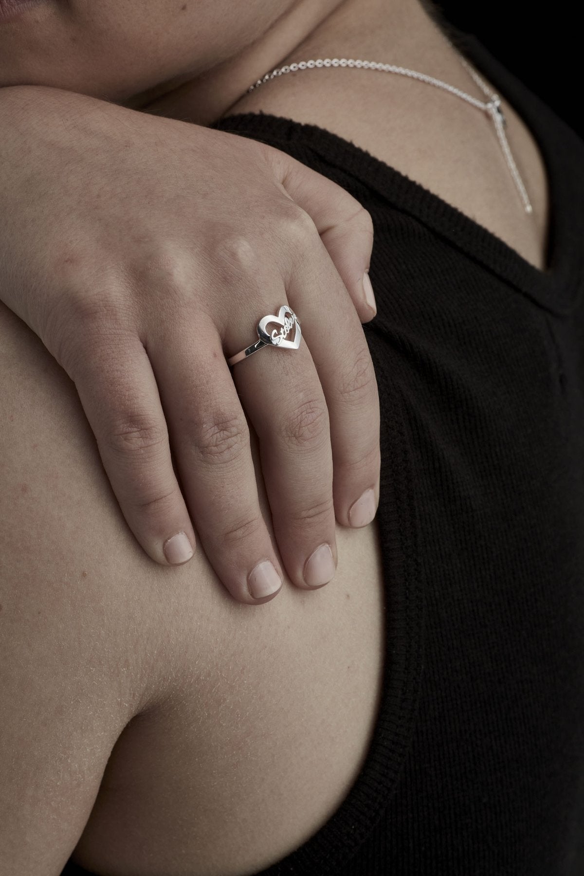 Heart Script Ring - Elegant Love Letter Jewelry for Women - Perfect for Valentine's Day, Anniversary & Romantic Gifts