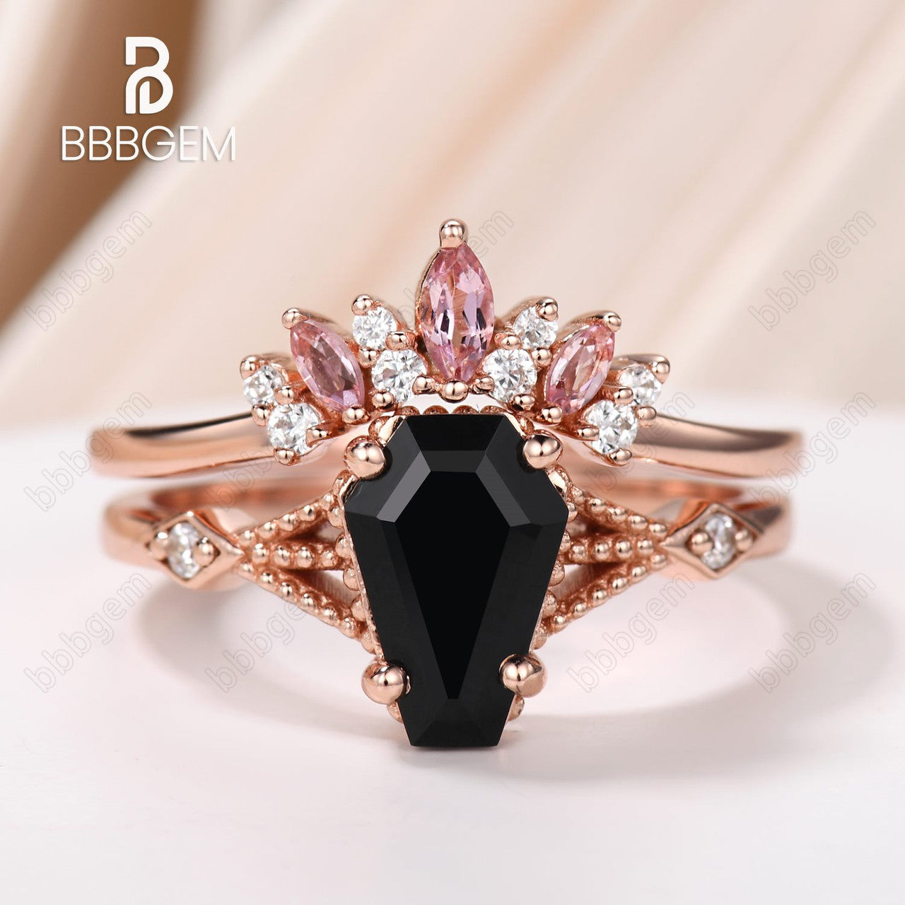 14K/18K Oval Lab Alexandrite Engagement Ring with Infinity Diamond Halo & Criss Cross Design - Perfect for Proposals, Anniversaries & Special Occasions