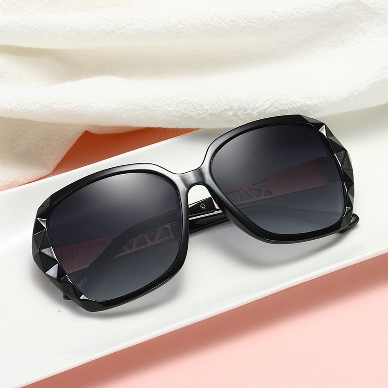 Oversized Classic Black Reading Sunglasses for Women - Full Lens Sun Readers for Outdoor Use - Non-Bifocal - Perfect for Reading, Driving, and Beach Activities