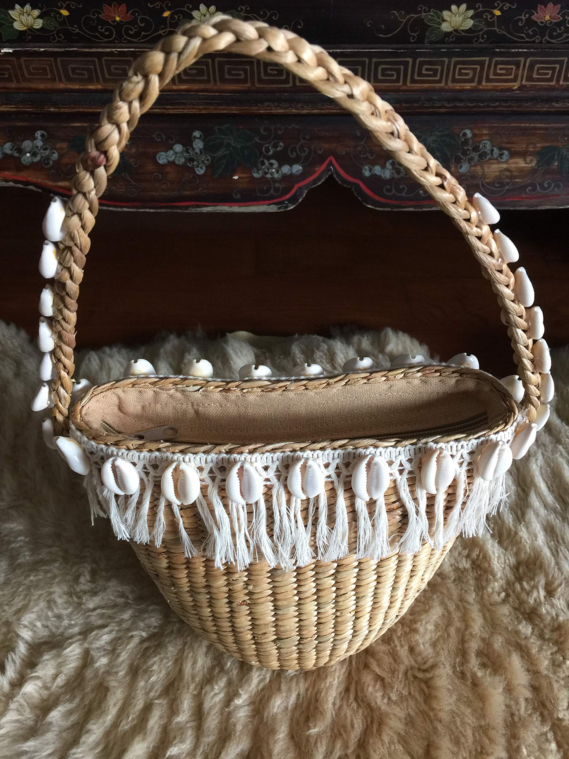 Handwoven Straw Tote Bag with Tassel - Natural Beach Bag for Women, Summer Shopping Purse & Small Basket Bag | Perfect for Beach Outings, Picnics, and Summer Fashion Accessories