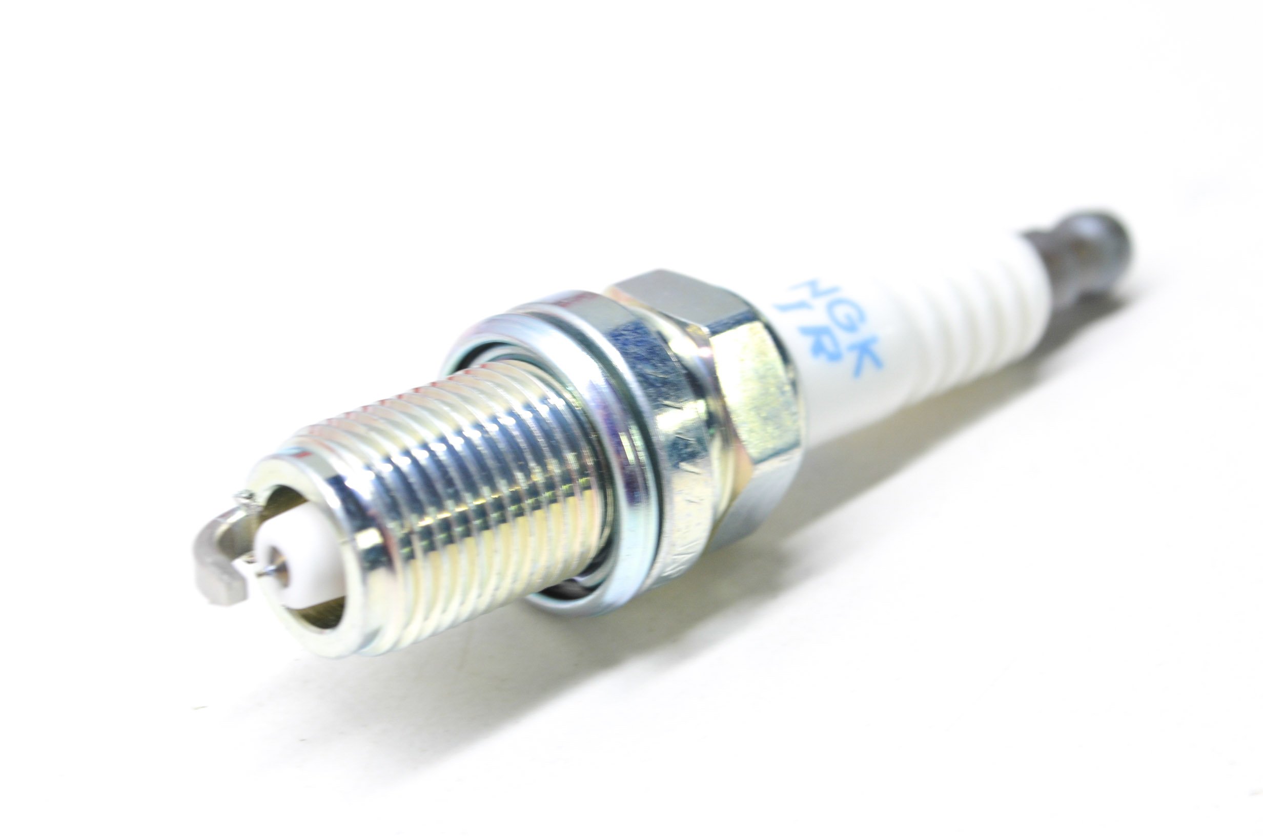 Honda 98079-5717U IFR7L11 Spark Plug - High Performance Replacement Part for Smooth Engine Operation | Perfect for Honda Civic, Accord, CR-V & More