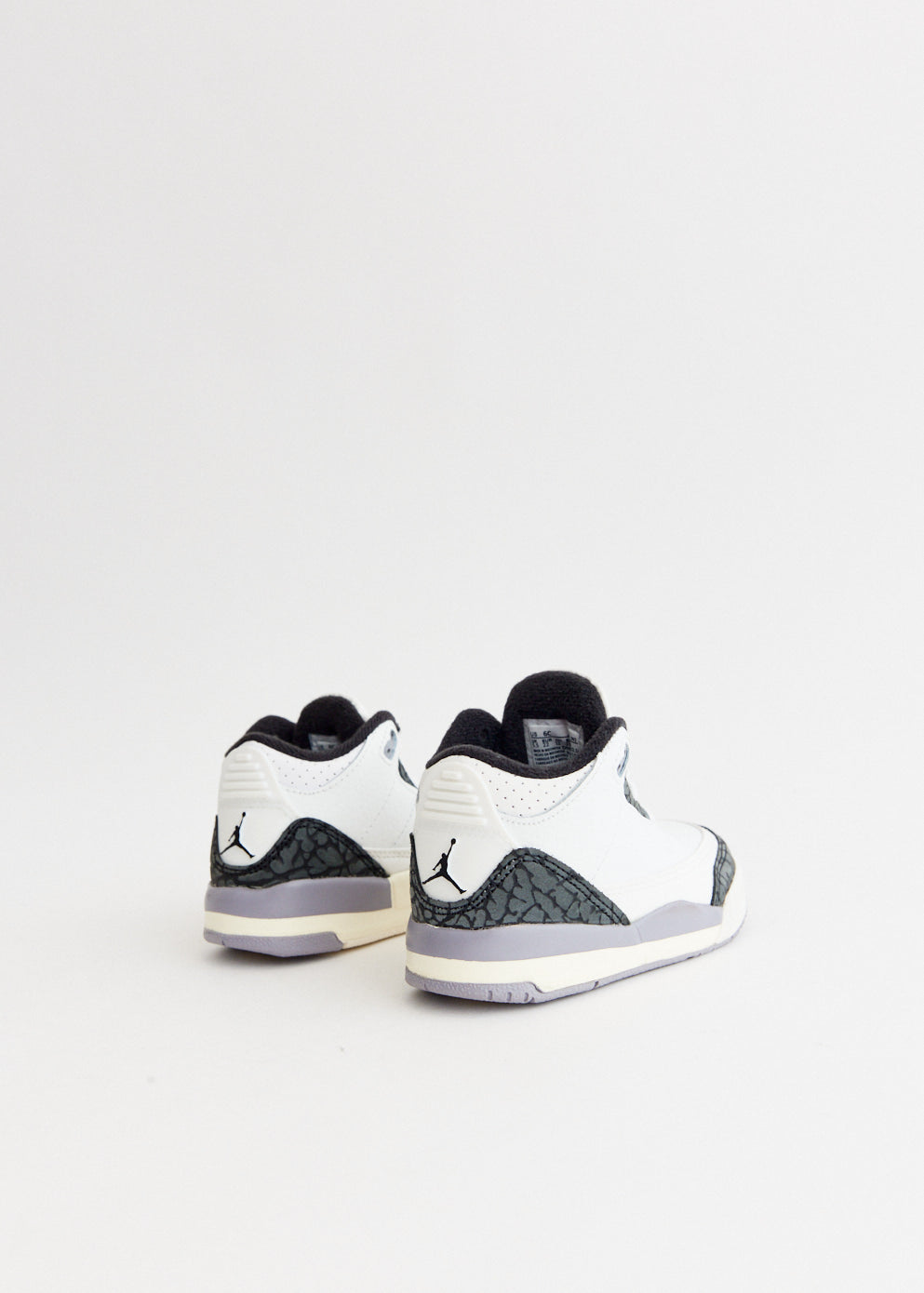 Air Jordan 3 Retro 'Cement Grey' Basketball Shoes - Men's Size TD - Classic Sneakers for Streetwear & Casual Outfits - Perfect for Basketball Games, Gym Workouts & Everyday Fashion
