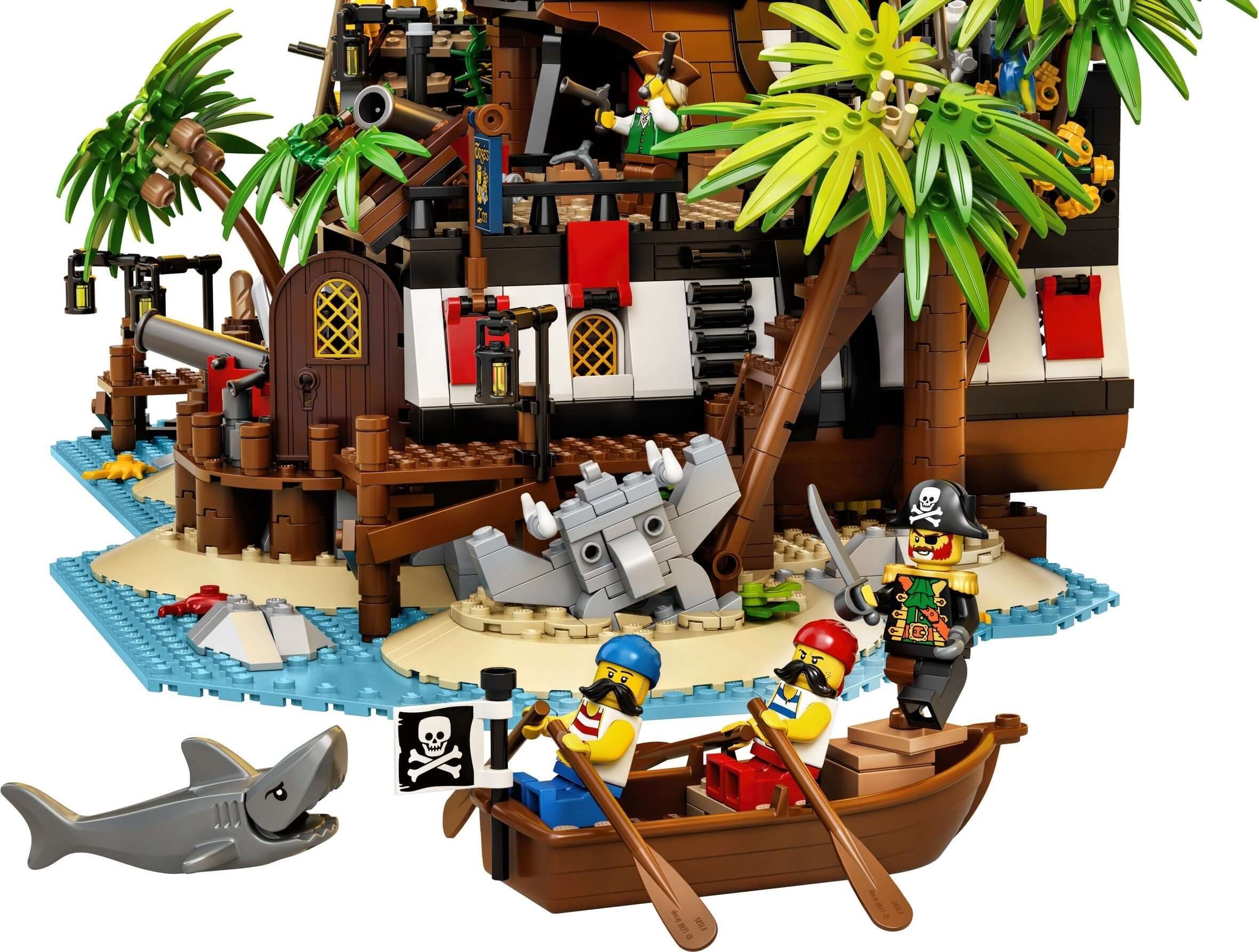 LEGO 21322 Pirates of Barracuda Bay Building Set - 2545 Pieces, Pirate Ship & Island Adventure for Adults & Kids - Perfect for Creative Play, Collectors & Home Decor