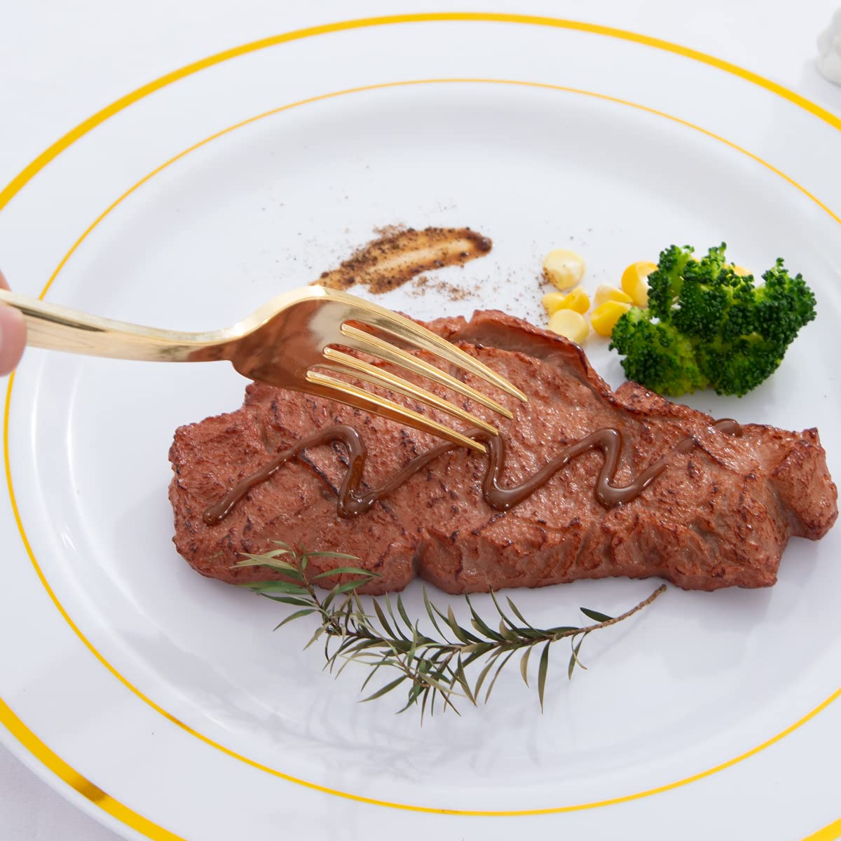 YOUBET 300-Pack Gold Plastic Forks - 7.4 Inch Heavy Duty Disposable Cutlery - Elegant Gold Silverware for Parties, Weddings, Christmas & Special Events - Perfect for Catering, Picnics & Home Entertaining