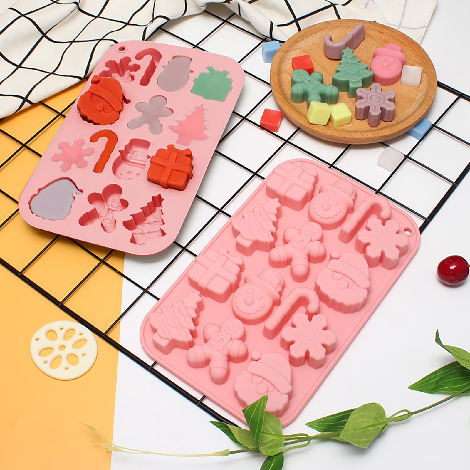 Christmas Silicone Molds Set of 3 - Tree, Santa & Candy Cane Chocolate Molds for Baking, Resin, Ice Cubes, Soap Making - Perfect for Holiday Treats, DIY Crafts & Festive Dessert Decorations