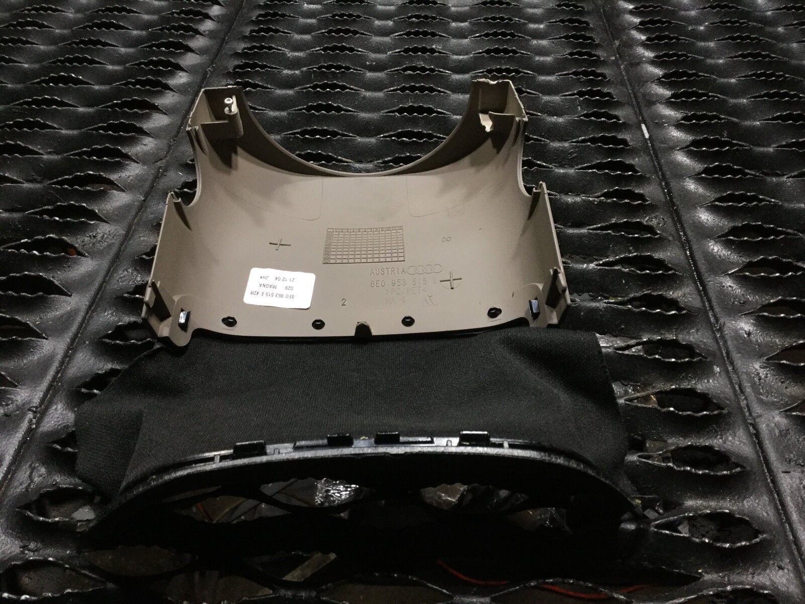 2003-2006 Audi A4 B6 Cabriolet Steering Column Cover Trim Upper OEM Replacement - Perfect for Interior Restoration & DIY Car Repair Projects
