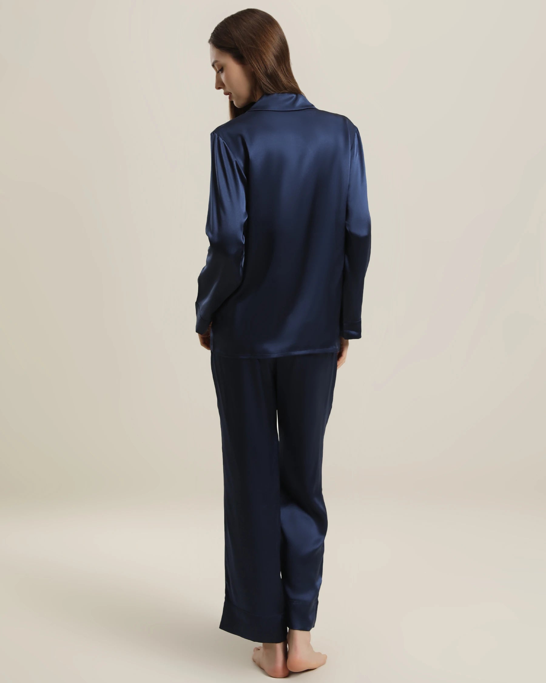 Luxury Women's Silk Pajama Set - Soft 100% Mulberry Silk Two-Piece Sleepwear for Women, Perfect for Relaxing at Home, Spa Days & Romantic Getaways