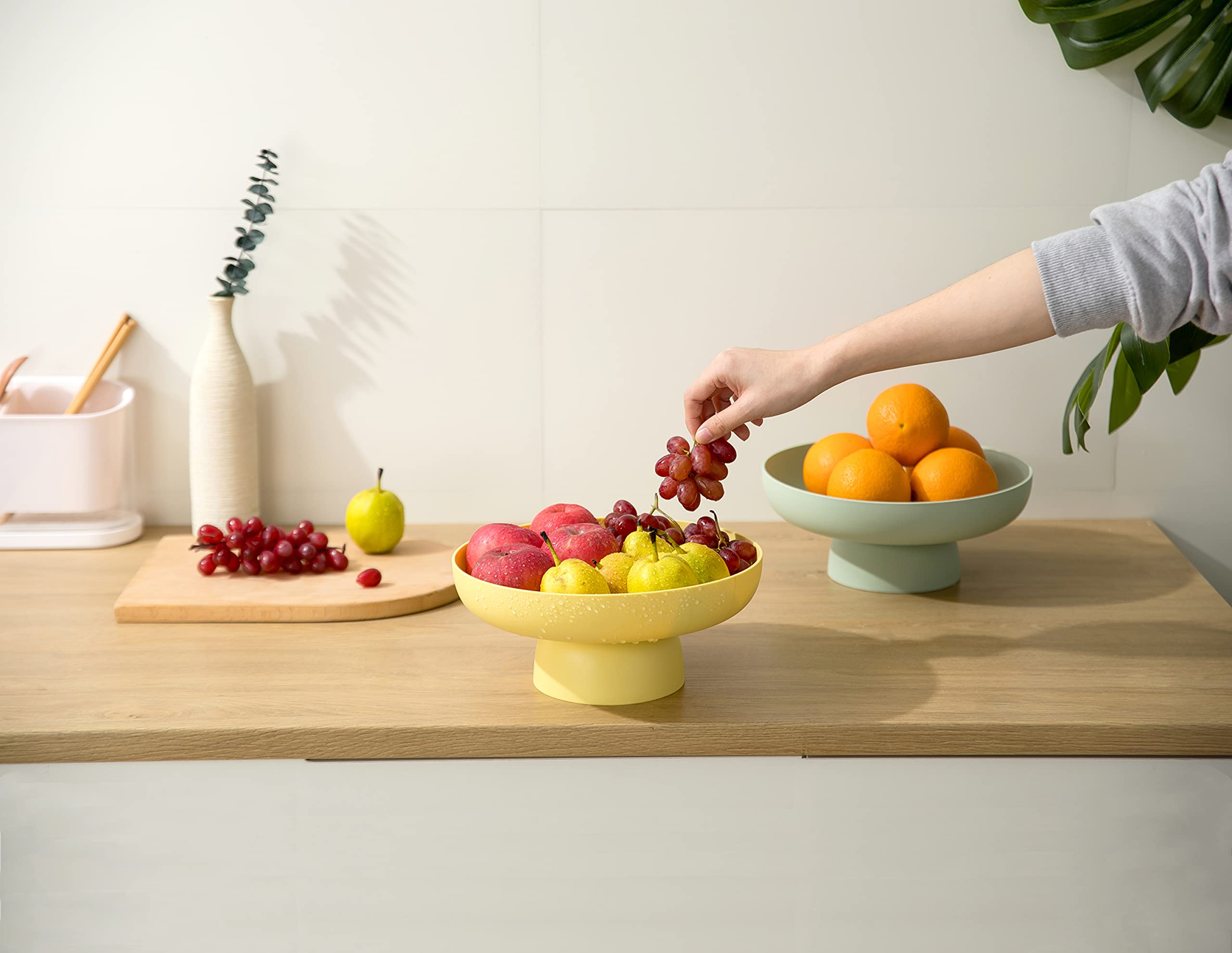 Stylish Pink Fruit Bowl Basket for Kitchen Countertop & Dining Table - Perfect for Fresh Fruit Storage, Organization & Decor Centerpiece - Ideal for Home, Office, or Party Display