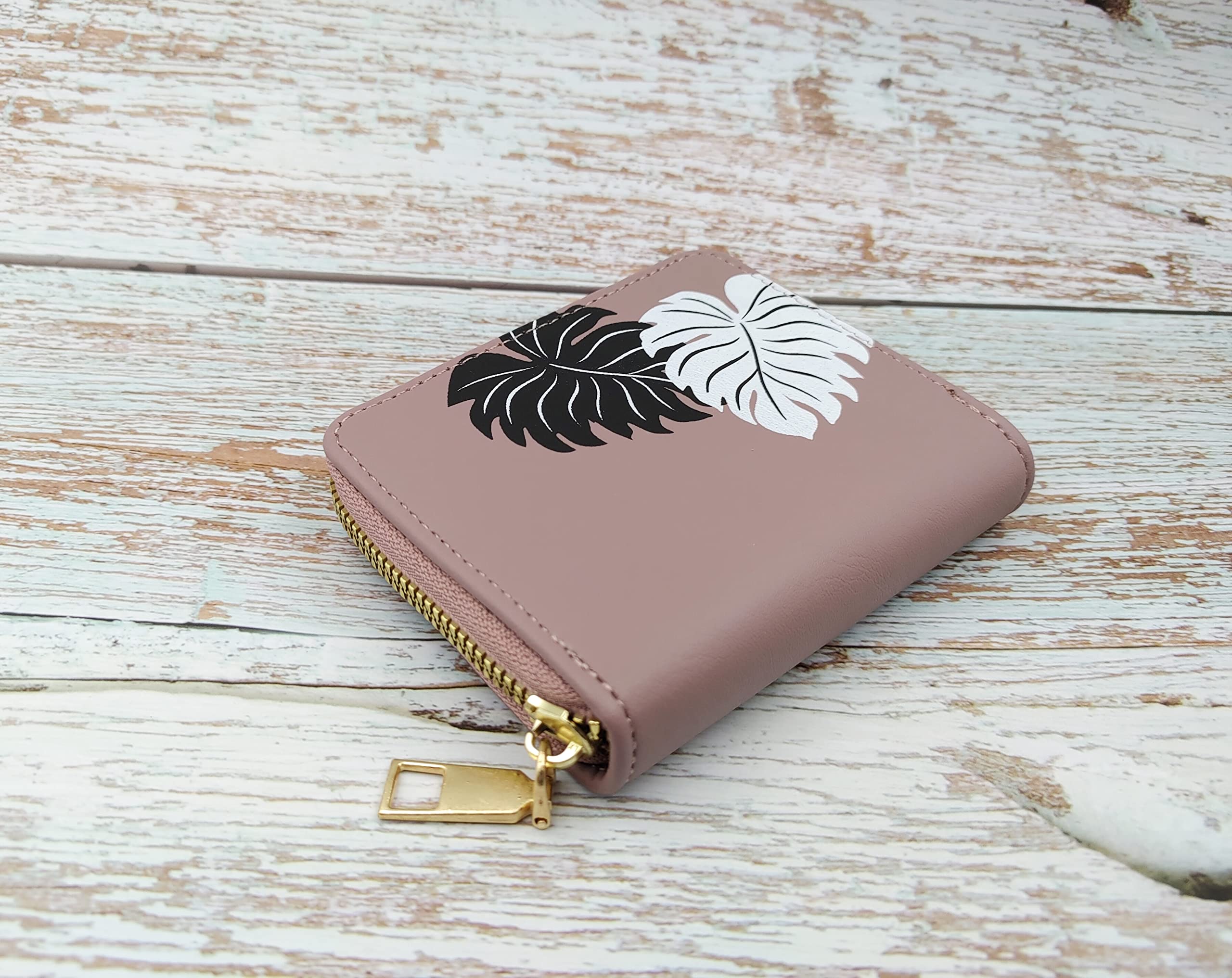 Stylish Women's Small Wallet - Slim Credit Card Holder & Coin Purse with Secure Zipper - Cute Mini Wallet for Girls & Women (Purple) - Perfect for Everyday Use, Travel & Gift Giving