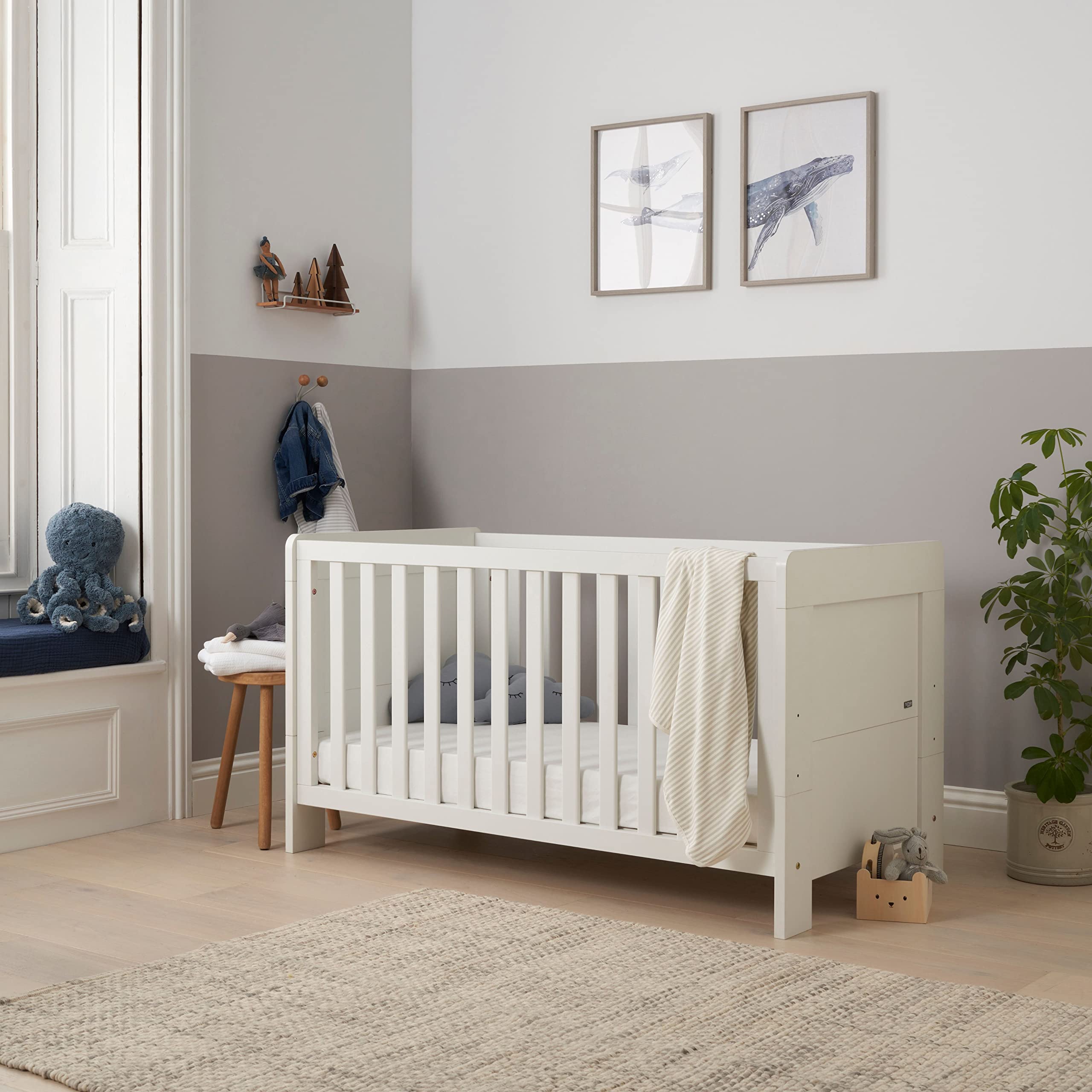 Tutti Bambini Alba 3-in-1 Convertible Baby Crib - Wooden Toddler Bed & Day Bed with Adjustable Base, White (140x70cm) | From Newborn to 6 Years | Nursery, Bedroom & Guest Room Sleeping Solution