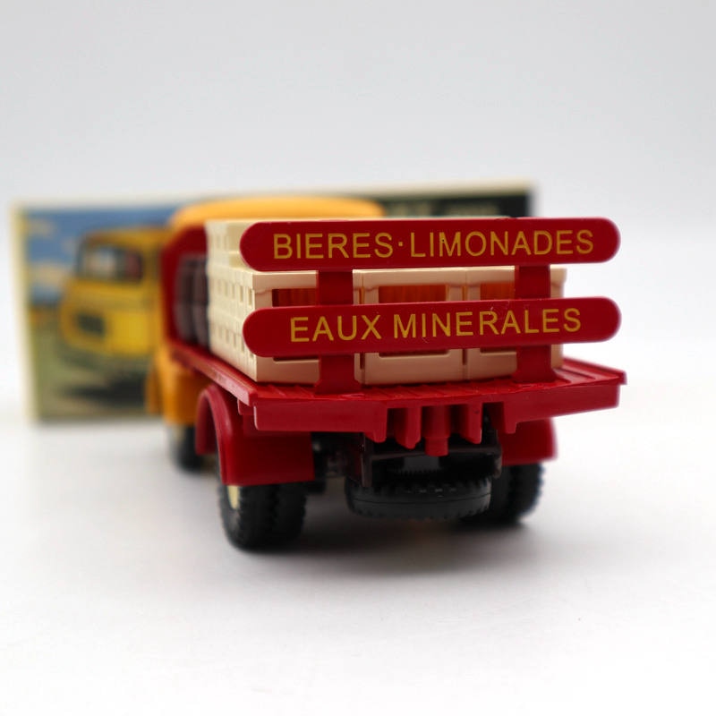 Atlas Dinky Toys 588 Plateau Brasseur Berliet GAK Diecast Truck Model - 1:43 Scale Vintage Yellow Collectible - Perfect for Display, Gift Giving & Classic Car Enthusiasts