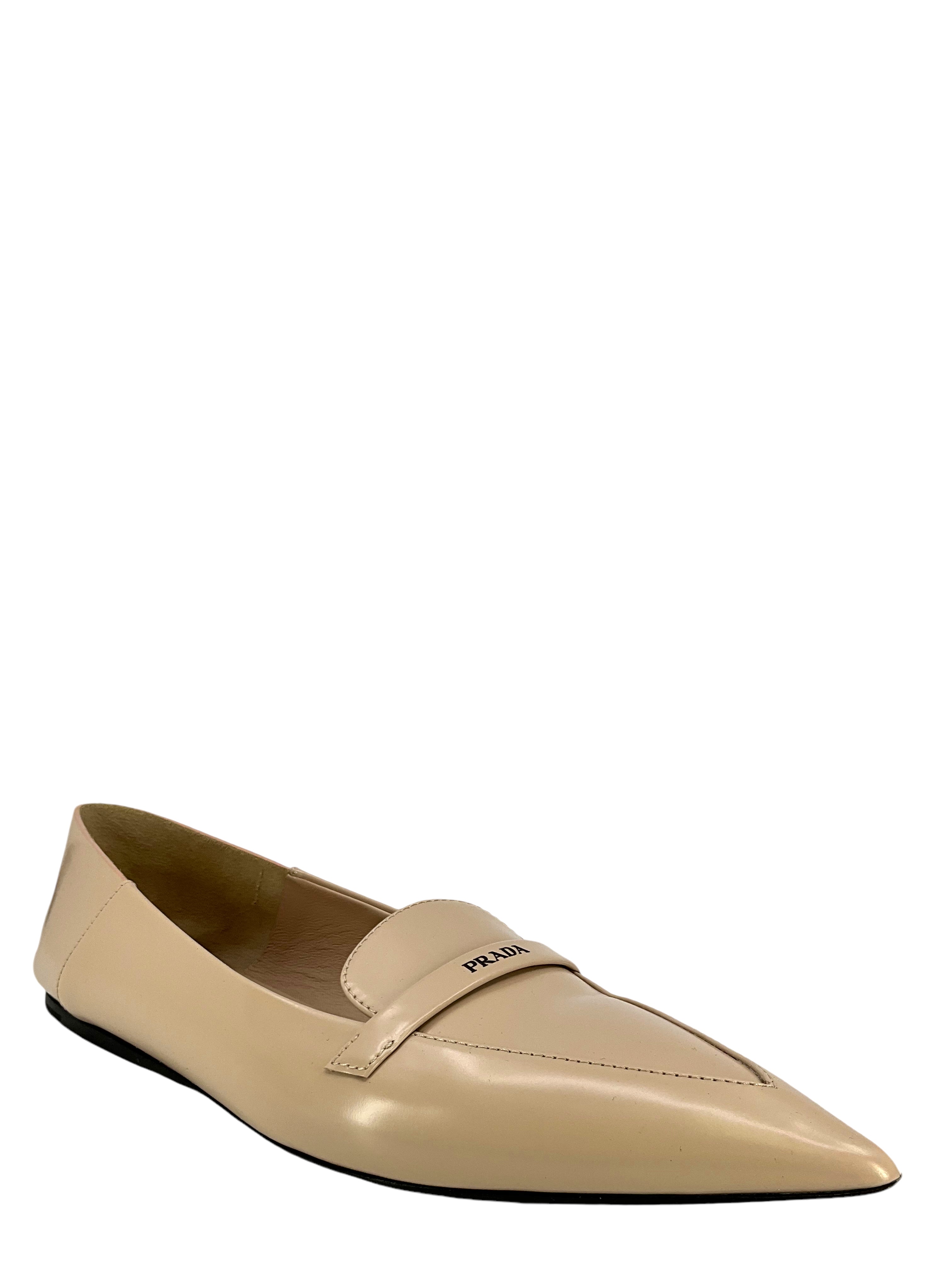 PRADA Leather Point Toe Logo Flats Women's Size 9.5 - Classic Luxury Loafers for Office, Business & Formal Occasions
