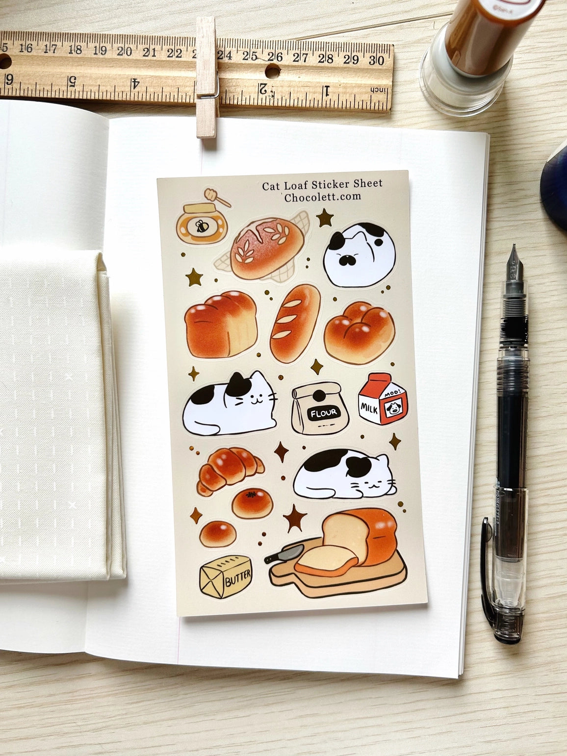 Bakery Cat Loaf Stickers - Cute Cat Bread Vinyl Decals for Laptops, Water Bottles & DIY Crafts - Perfect for Baking Enthusiasts & Cat Lovers