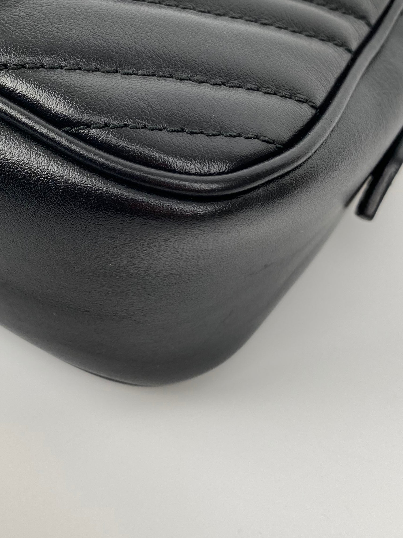 Gucci GG Marmont Small Black Leather Shoulder Bag for Women - Perfect for Work, Travel & Evening Out