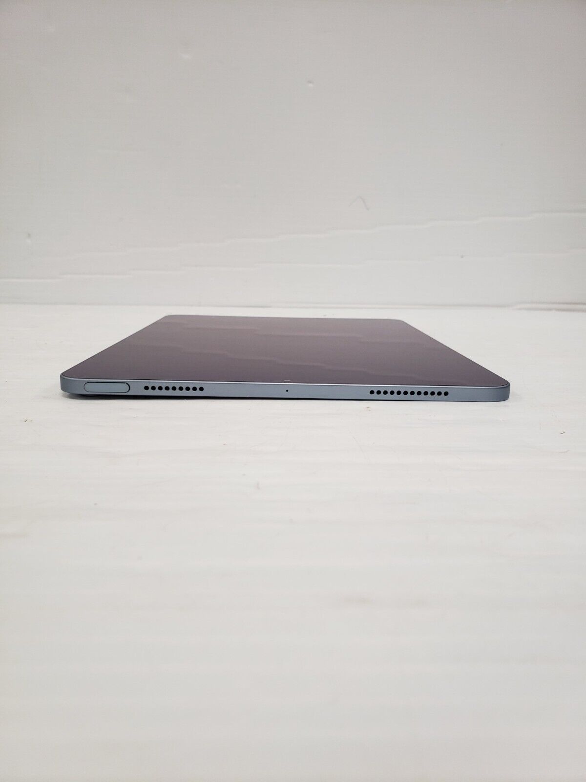 Apple iPad Air 4th Generation (10.9-inch, Wi-Fi, 64GB) - MYFQ2ZP/A - Perfect for Work, Study & Entertainment